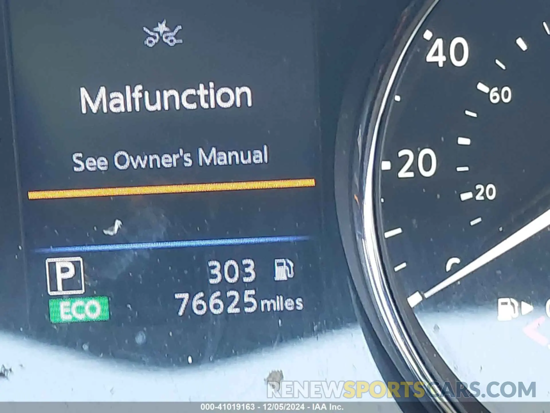 15 Photograph of a damaged car 5N1AT2MT0KC799416 NISSAN ROGUE 2019
