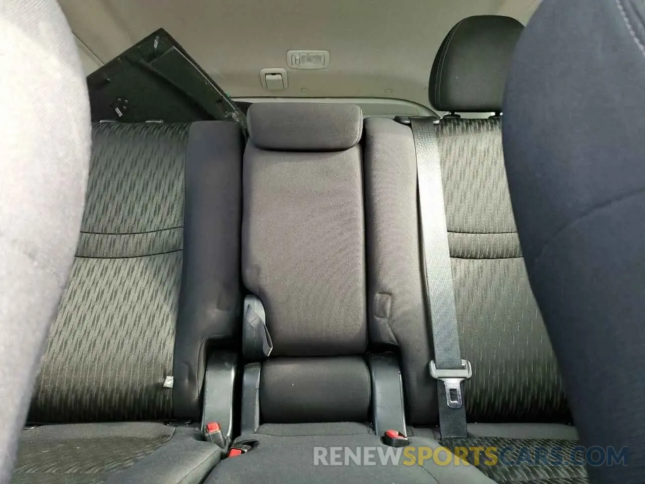 10 Photograph of a damaged car 5N1AT2MT0KC828512 NISSAN ROGUE 2019