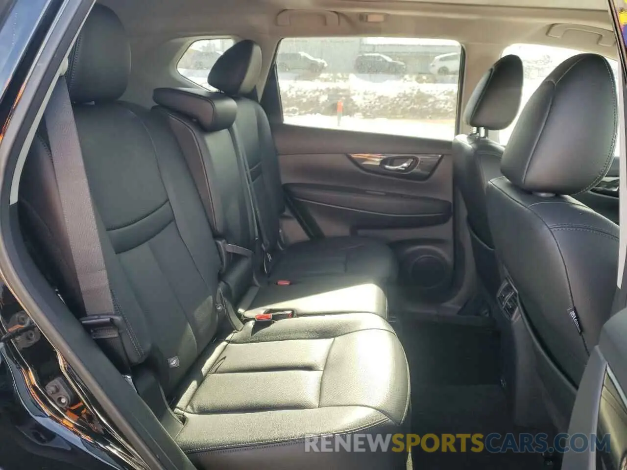 11 Photograph of a damaged car 5N1AT2MT1KC806292 NISSAN ROGUE 2019