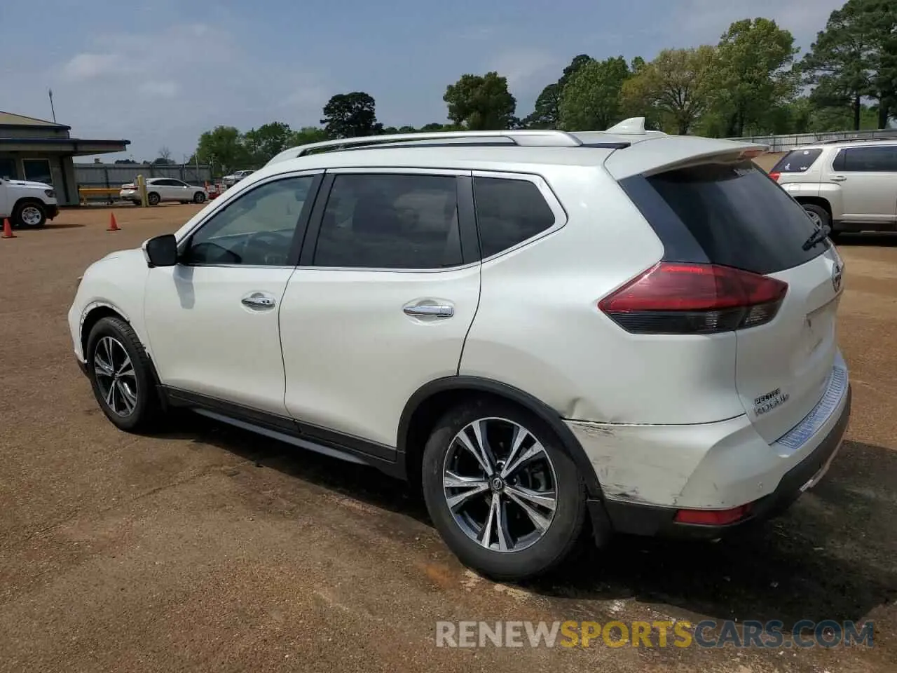 2 Photograph of a damaged car 5N1AT2MT1KC842791 NISSAN ROGUE 2019