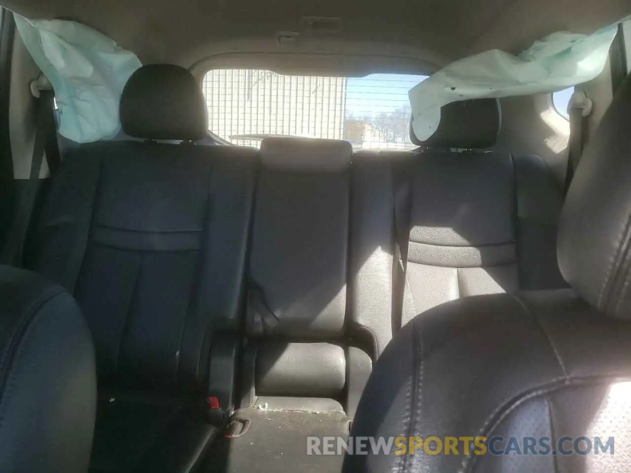 10 Photograph of a damaged car 5N1AT2MT2KC823845 NISSAN ROGUE 2019