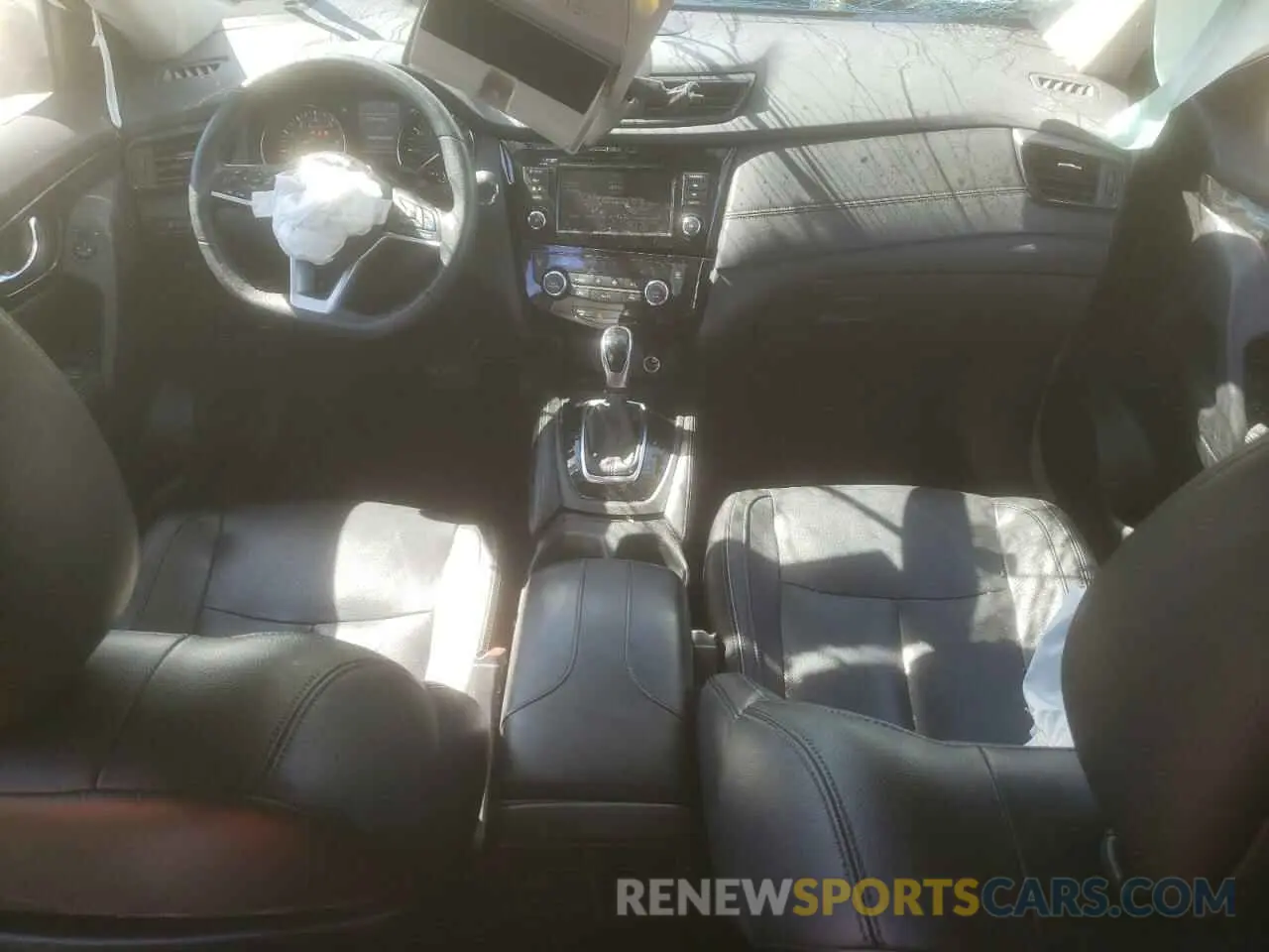 8 Photograph of a damaged car 5N1AT2MT2KC823845 NISSAN ROGUE 2019