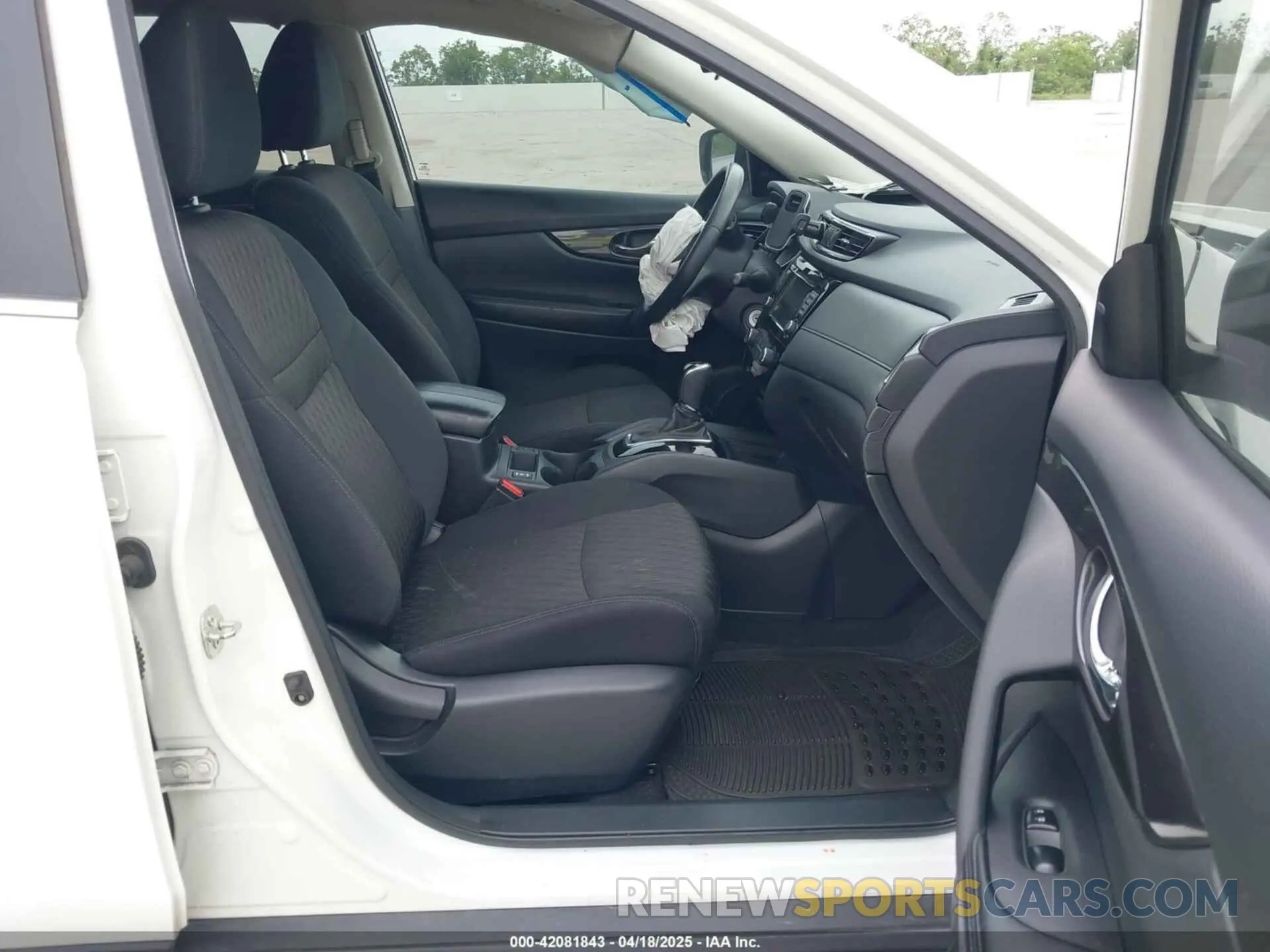 5 Фотография поврежденного автомобиля 5N1AT2MT2KC827488 NISSAN ROGUE 2019