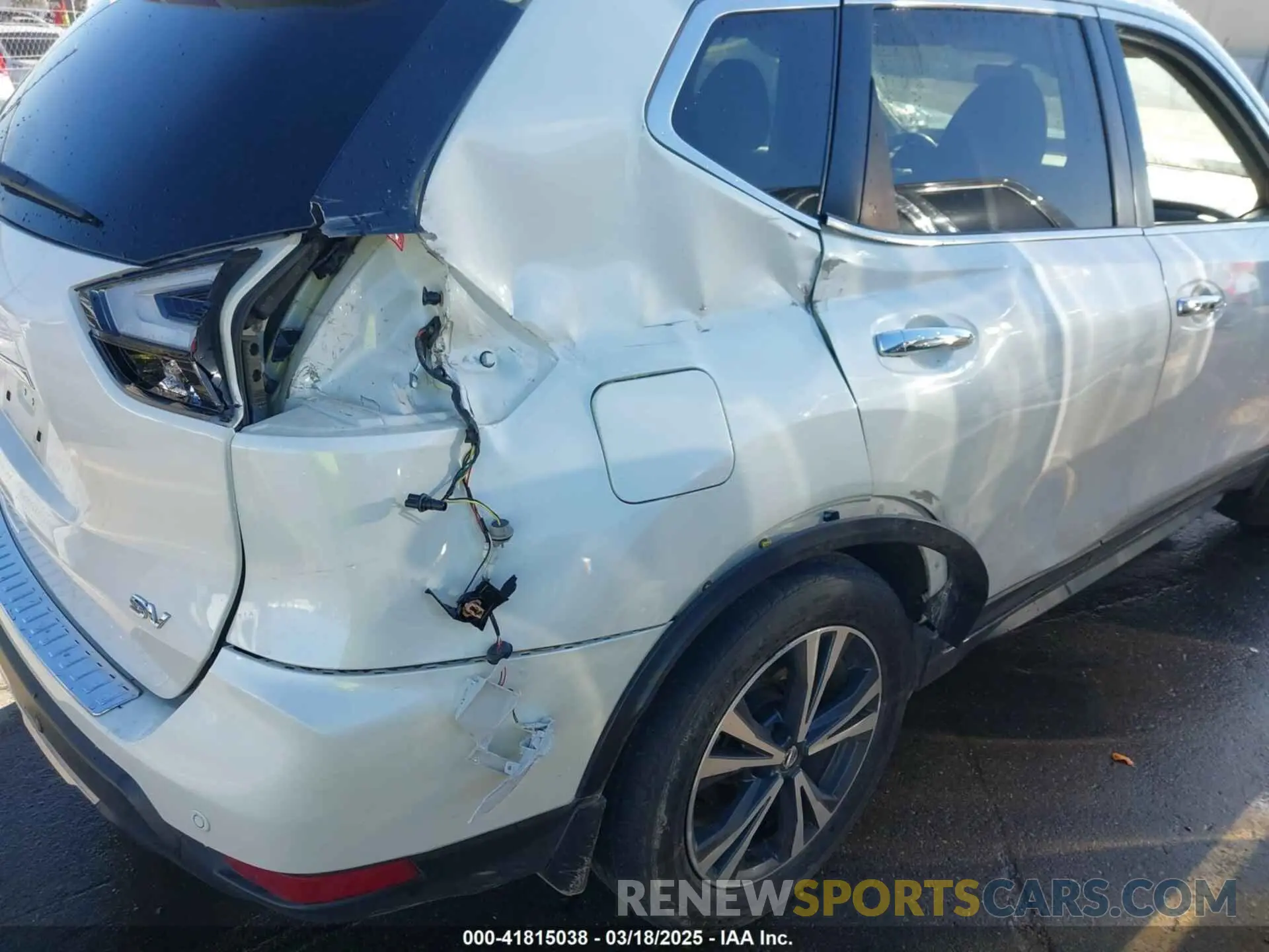 20 Photograph of a damaged car 5N1AT2MT3KC736441 NISSAN ROGUE 2019