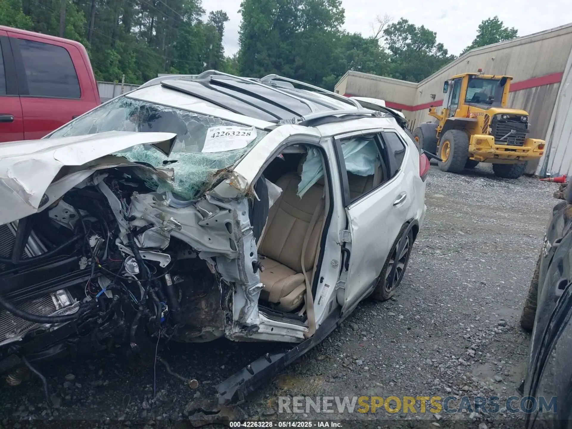 6 Photograph of a damaged car 5N1AT2MT3KC816547 NISSAN ROGUE 2019