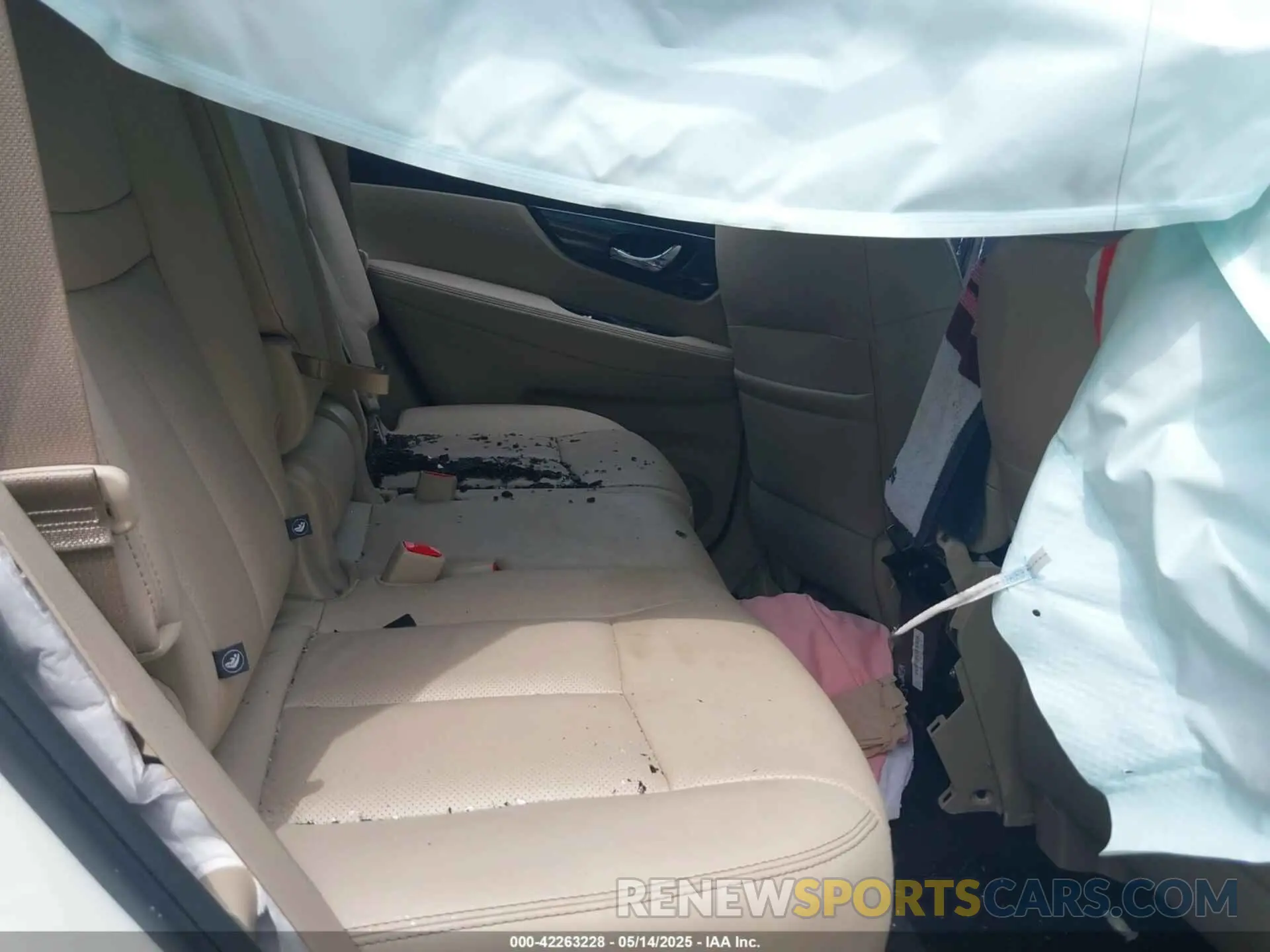 8 Photograph of a damaged car 5N1AT2MT3KC816547 NISSAN ROGUE 2019