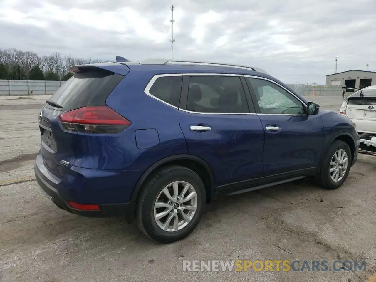 3 Фотография поврежденного автомобиля 5N1AT2MT4KC827797 NISSAN ROGUE 2019