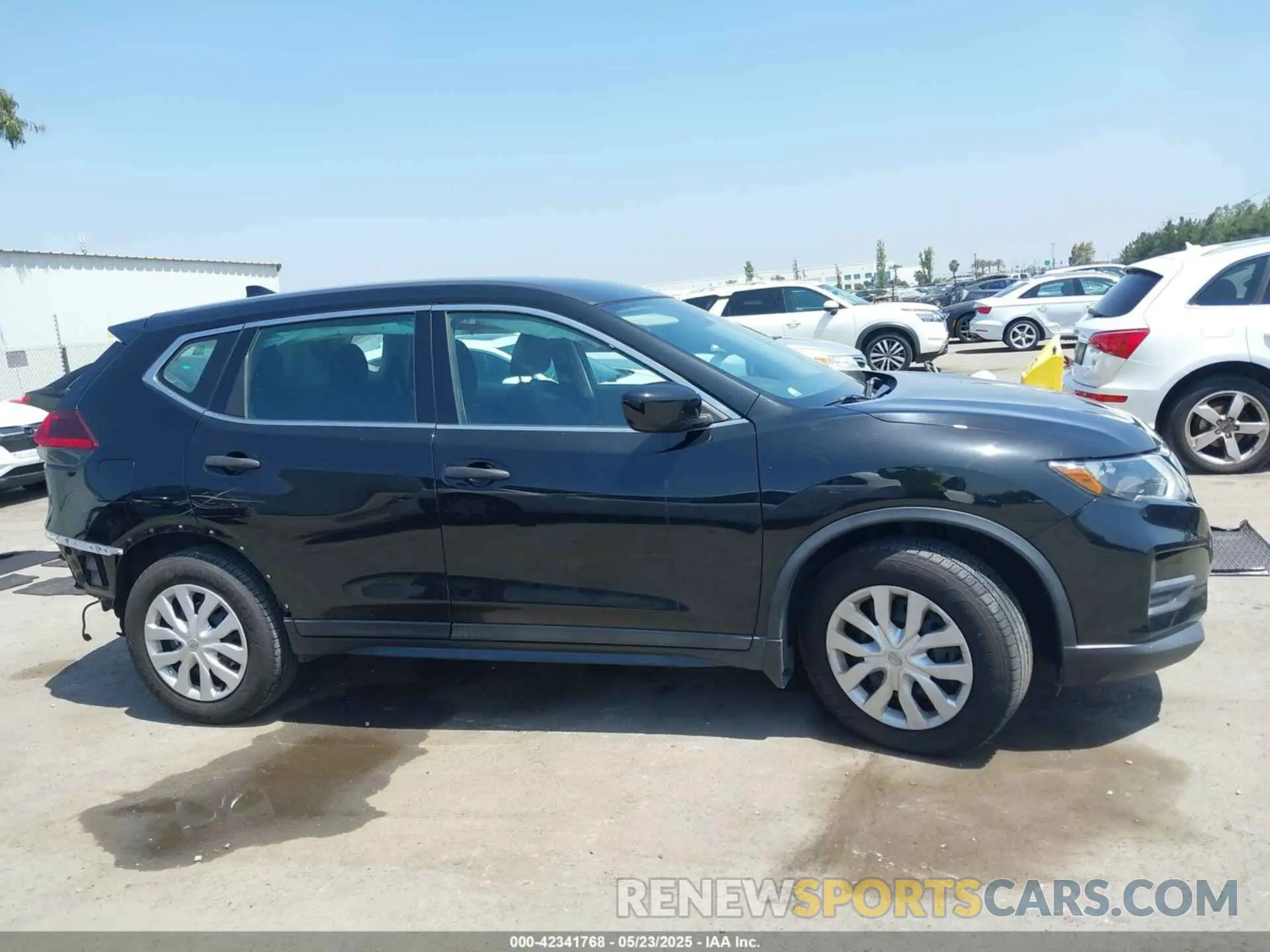 14 Photograph of a damaged car 5N1AT2MT4KC839870 NISSAN ROGUE 2019