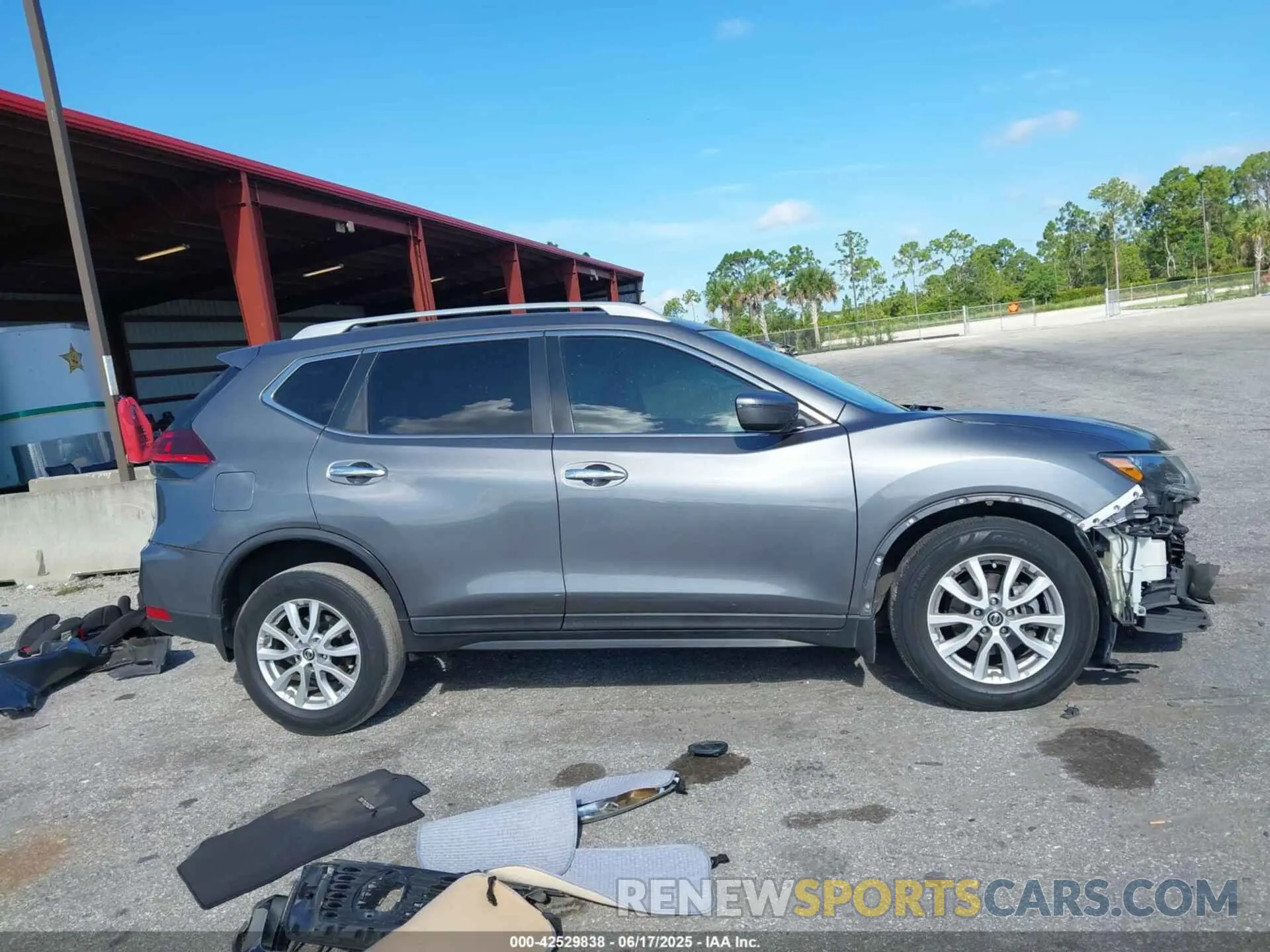 14 Photograph of a damaged car 5N1AT2MT5KC716949 NISSAN ROGUE 2019