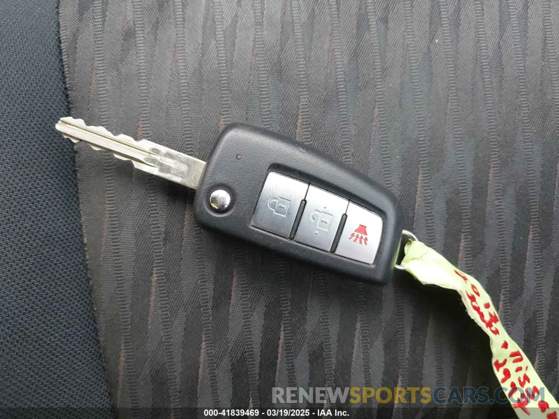11 Photograph of a damaged car 5N1AT2MT6KC717186 NISSAN ROGUE 2019