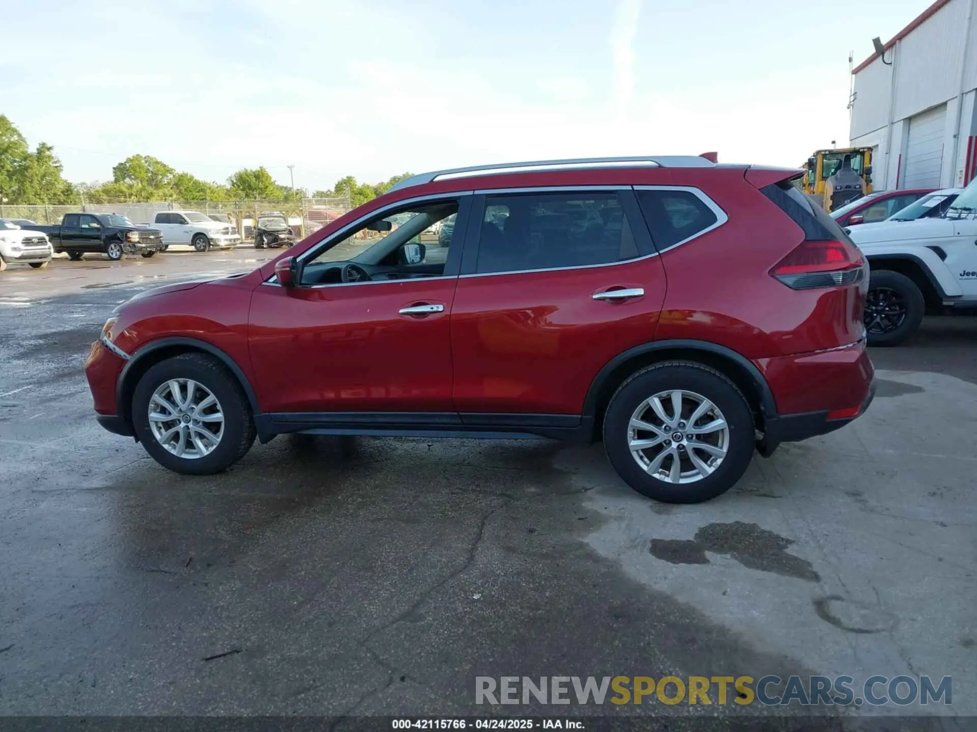 14 Photograph of a damaged car 5N1AT2MT6KC723019 NISSAN ROGUE 2019