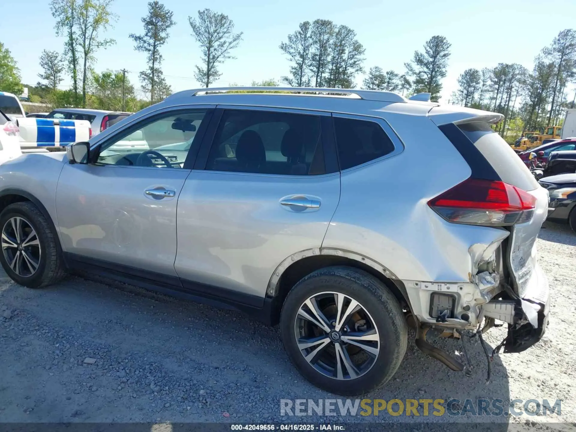 14 Photograph of a damaged car 5N1AT2MT6KC787285 NISSAN ROGUE 2019