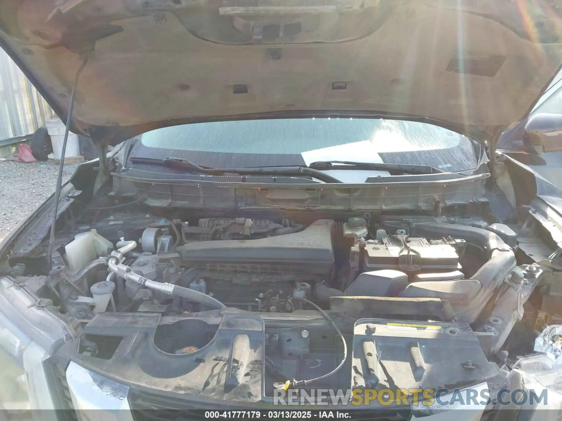 10 Photograph of a damaged car 5N1AT2MT6KC843130 NISSAN ROGUE 2019