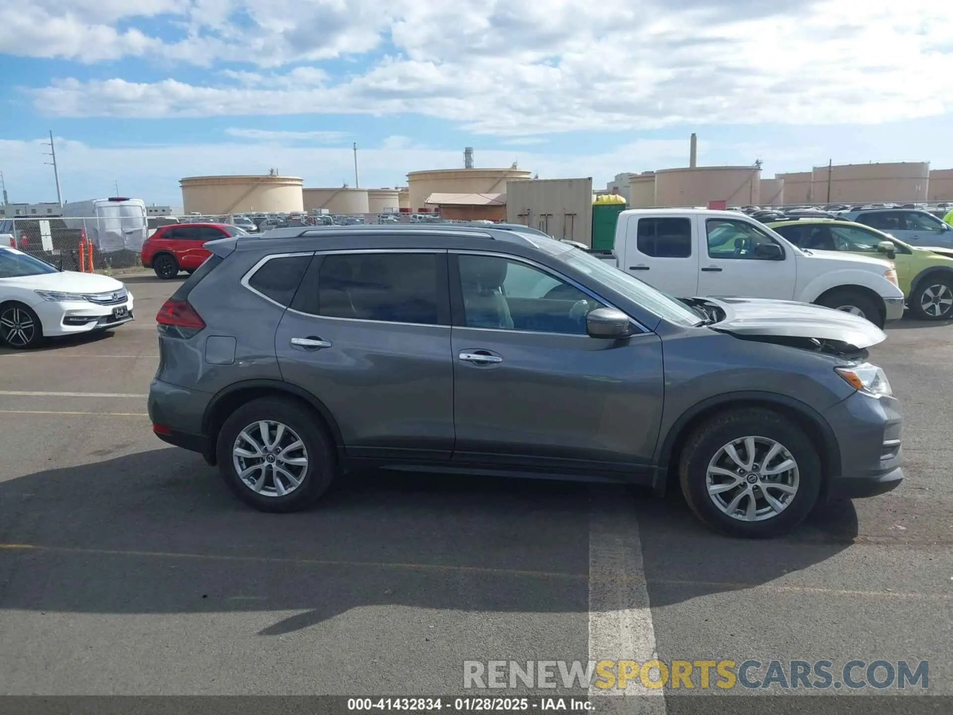 13 Photograph of a damaged car 5N1AT2MT7KC708657 NISSAN ROGUE 2019