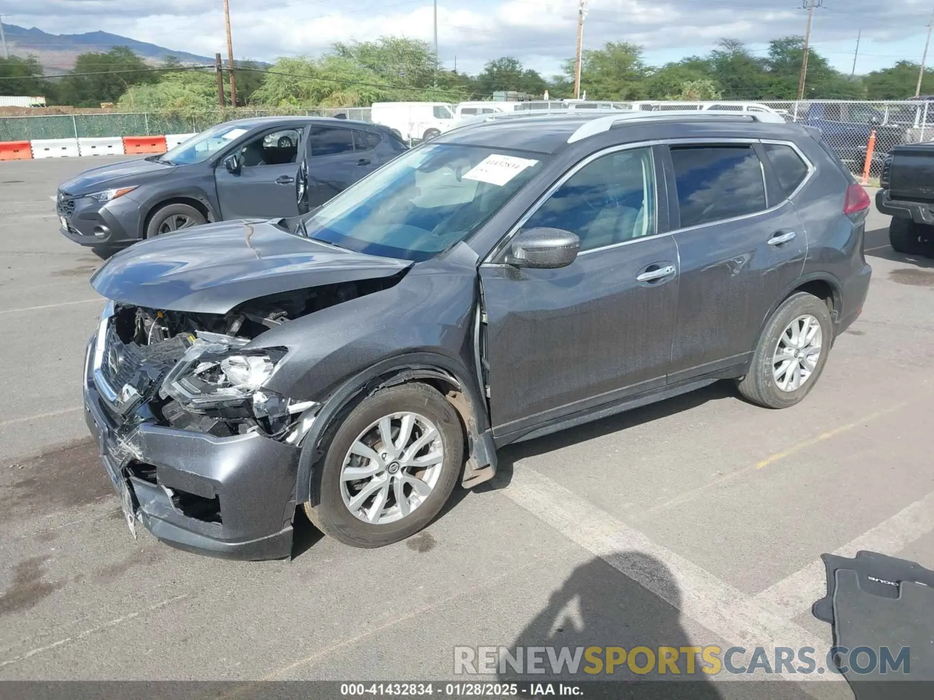 2 Photograph of a damaged car 5N1AT2MT7KC708657 NISSAN ROGUE 2019