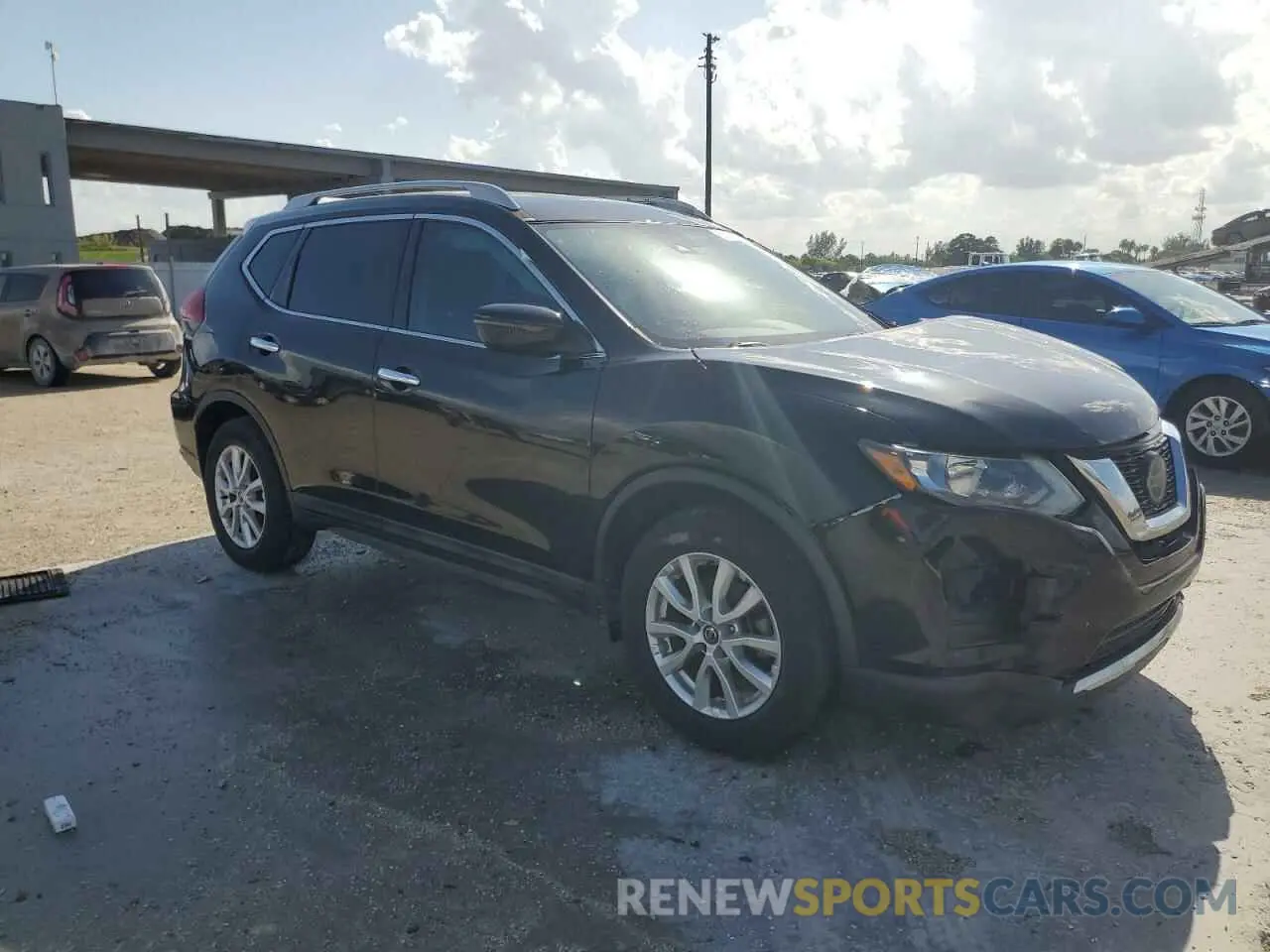 4 Фотография поврежденного автомобиля 5N1AT2MT7KC714345 NISSAN ROGUE 2019