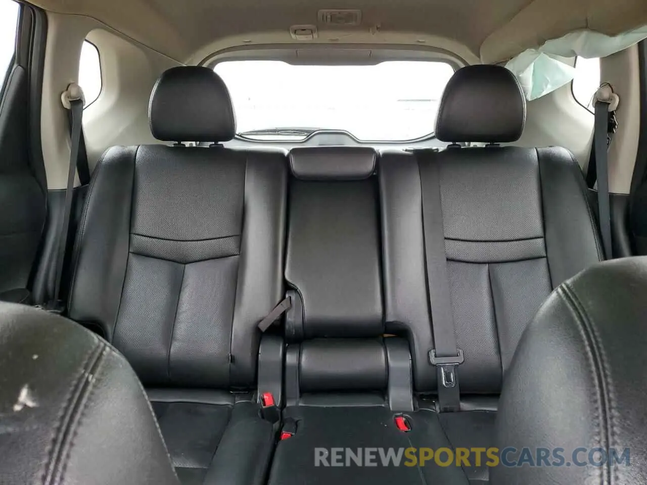 10 Photograph of a damaged car 5N1AT2MT7KC740833 NISSAN ROGUE 2019