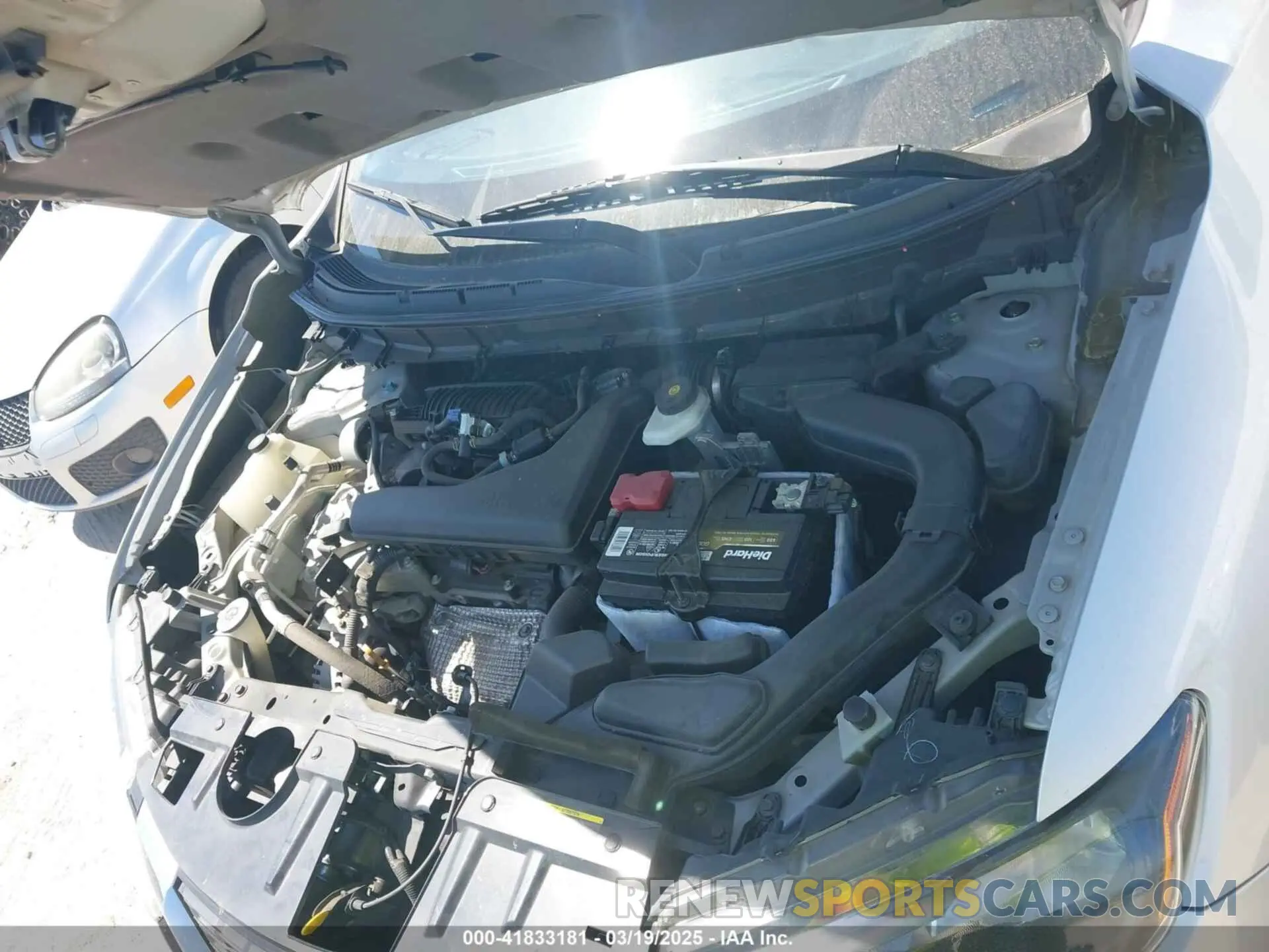 10 Photograph of a damaged car 5N1AT2MT8KC761268 NISSAN ROGUE 2019
