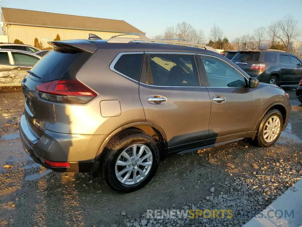 3 Photograph of a damaged car 5N1AT2MT8KC795842 NISSAN ROGUE 2019