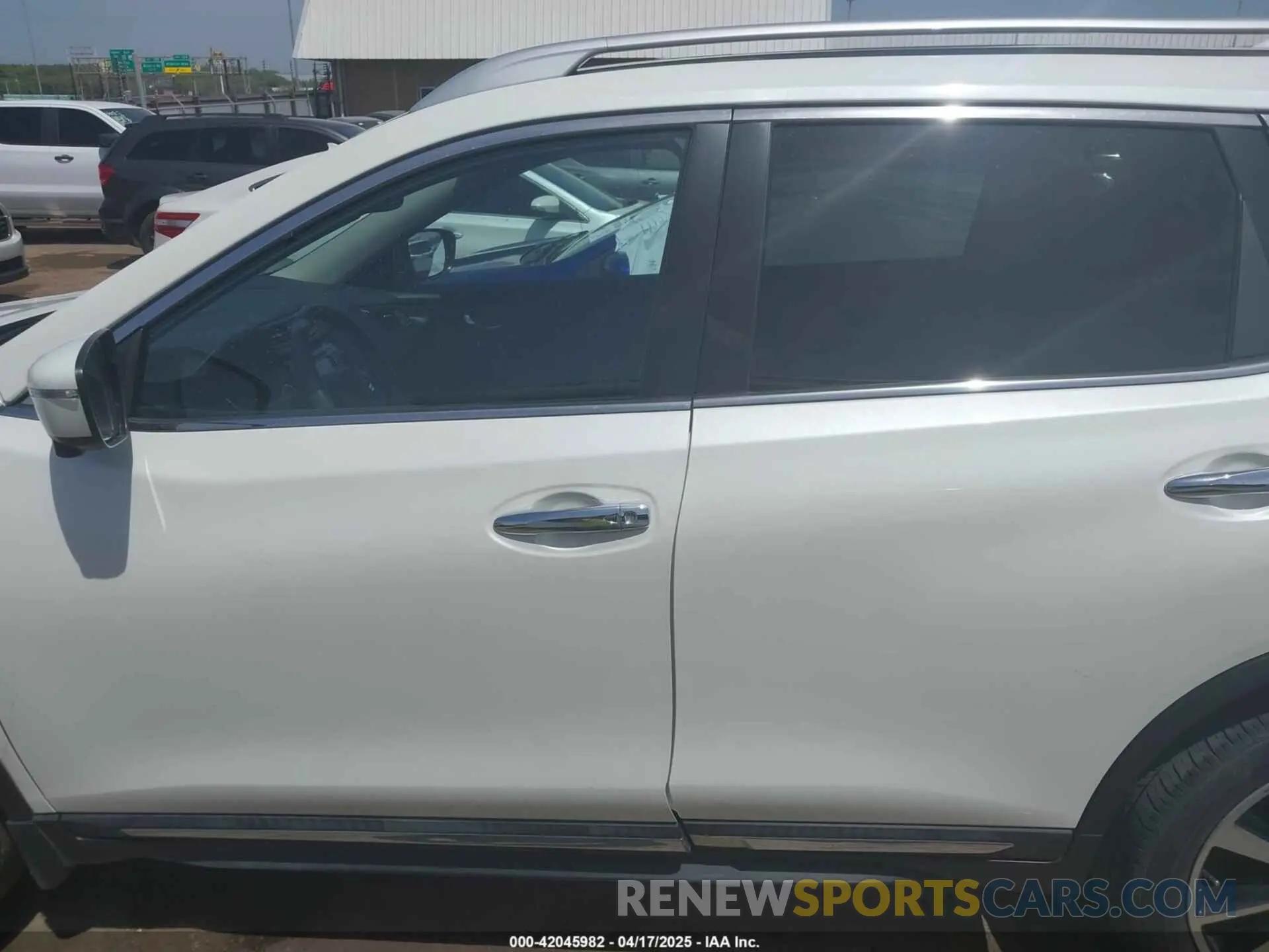 15 Photograph of a damaged car 5N1AT2MT8KC805074 NISSAN ROGUE 2019