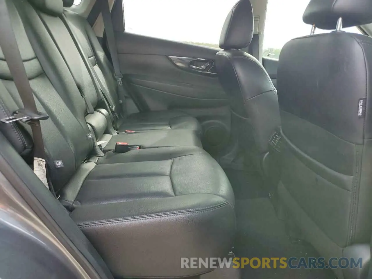 11 Photograph of a damaged car 5N1AT2MT9KC777818 NISSAN ROGUE 2019