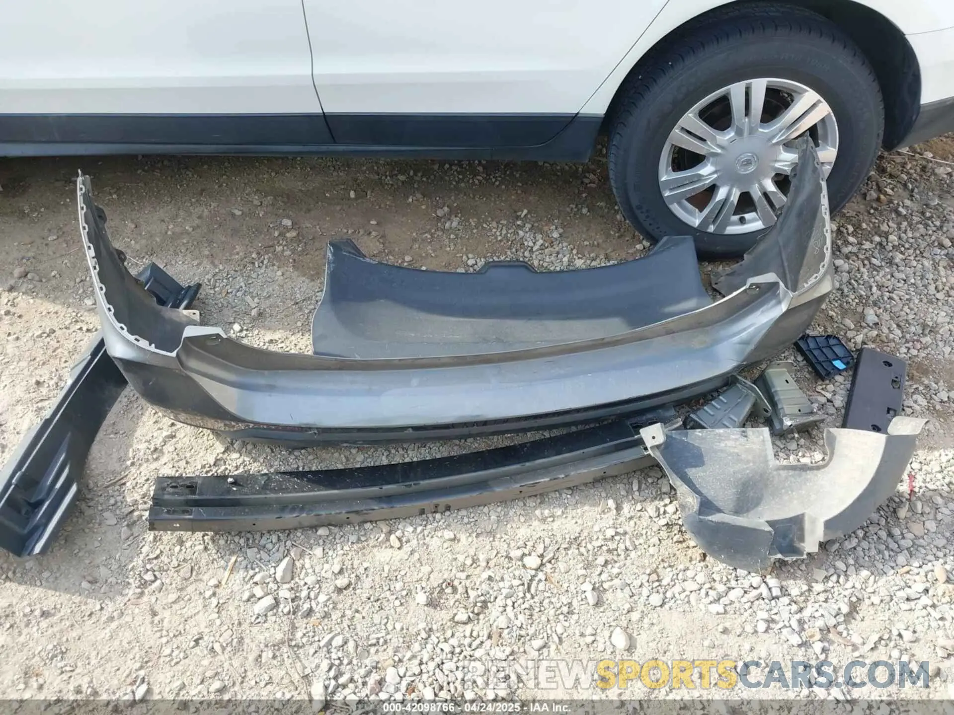 12 Photograph of a damaged car 5N1AT2MT9KC785739 NISSAN ROGUE 2019