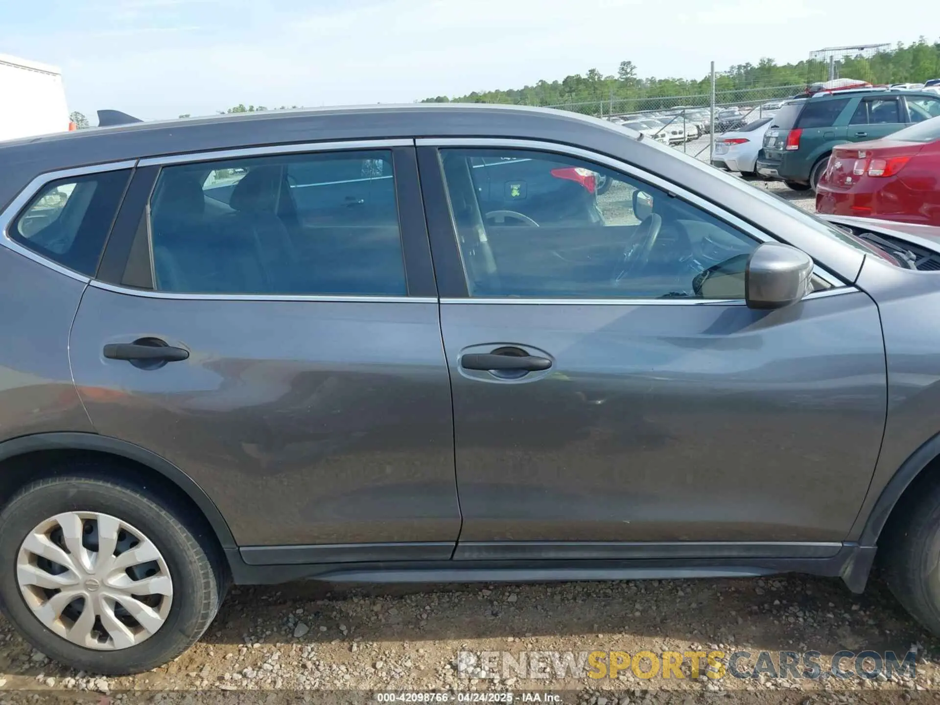 14 Photograph of a damaged car 5N1AT2MT9KC785739 NISSAN ROGUE 2019