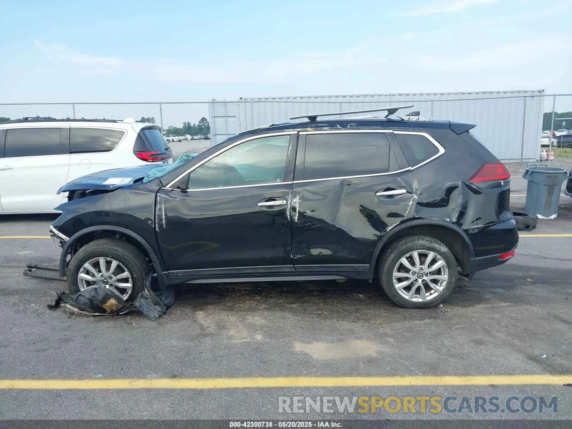 14 Photograph of a damaged car 5N1AT2MT9KC845180 NISSAN ROGUE 2019