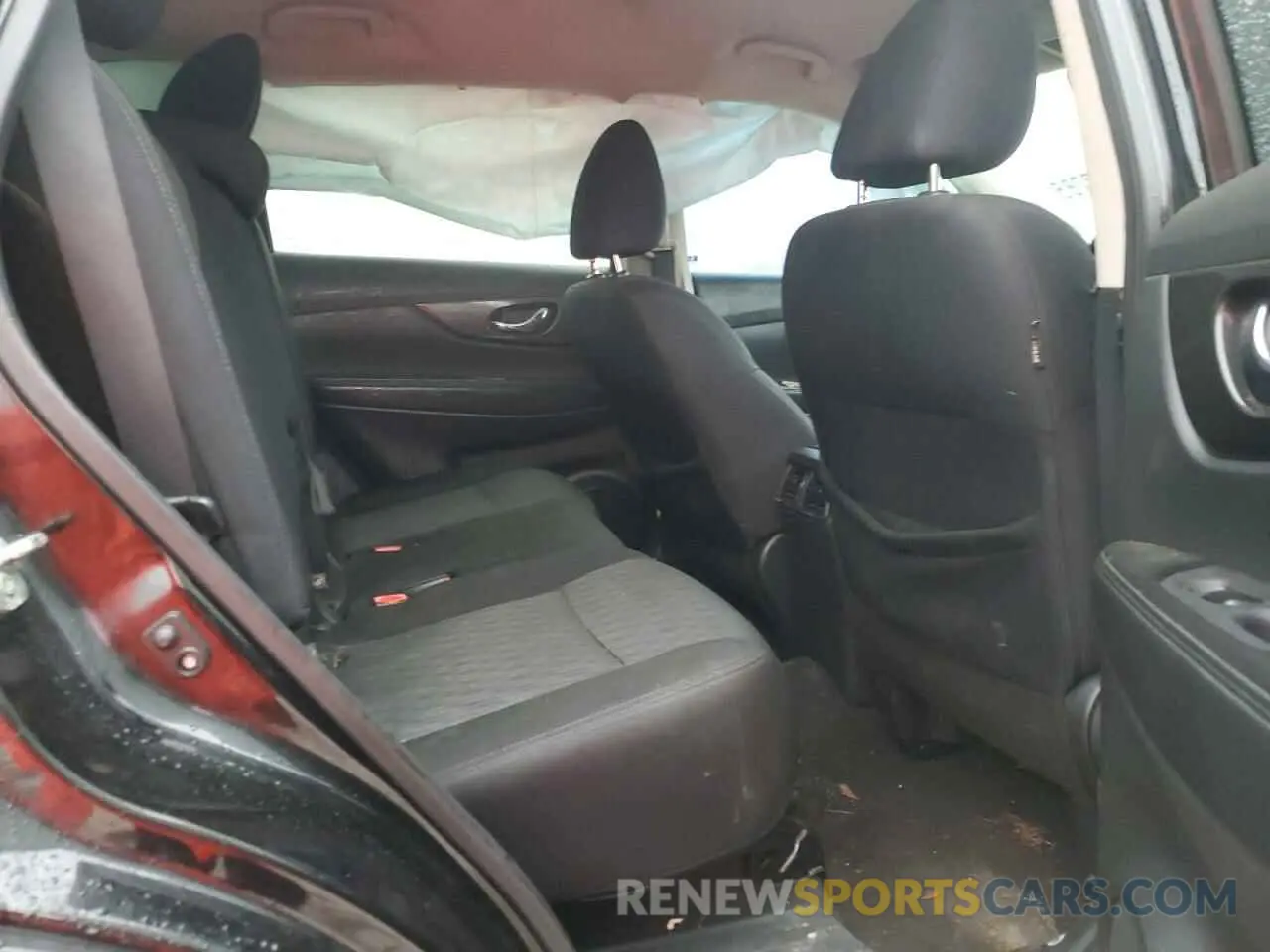 10 Photograph of a damaged car 5N1AT2MTXKC771106 NISSAN ROGUE 2019