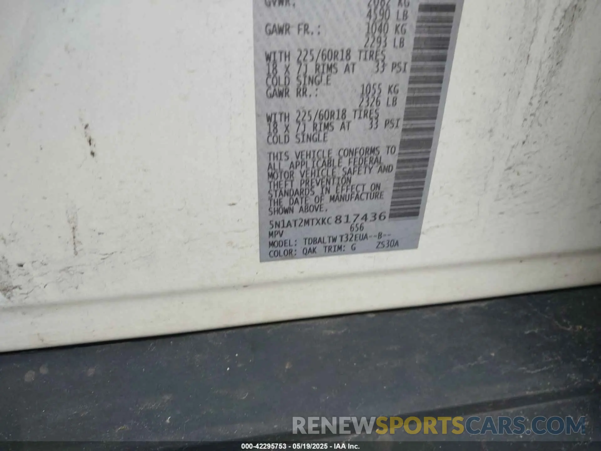 9 Photograph of a damaged car 5N1AT2MTXKC817436 NISSAN ROGUE 2019