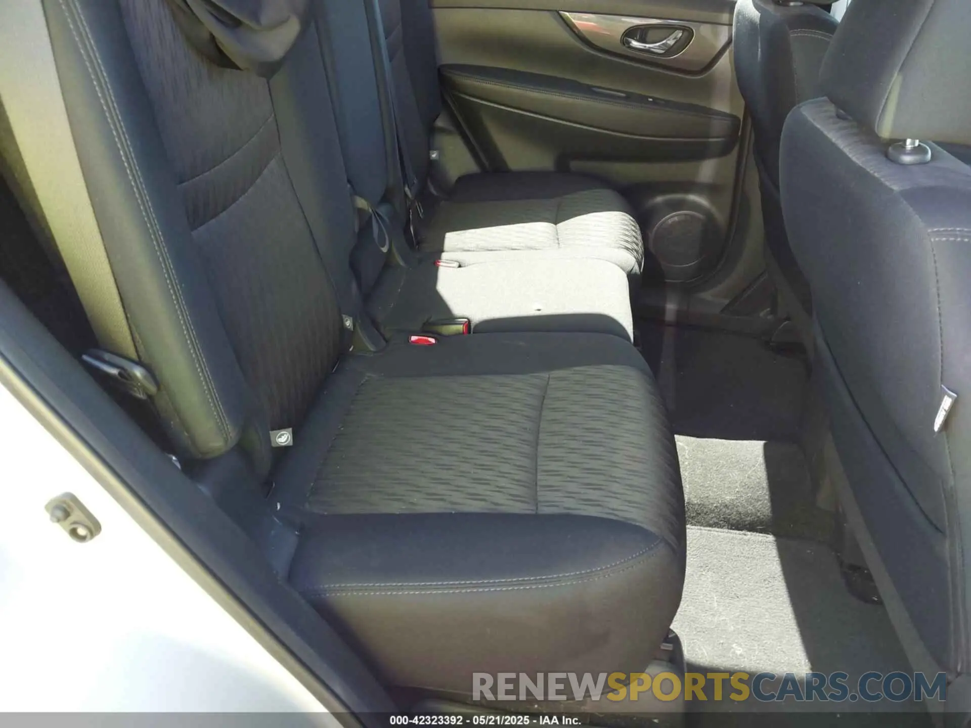 8 Фотография поврежденного автомобиля 5N1AT2MTXKC845155 NISSAN ROGUE 2019