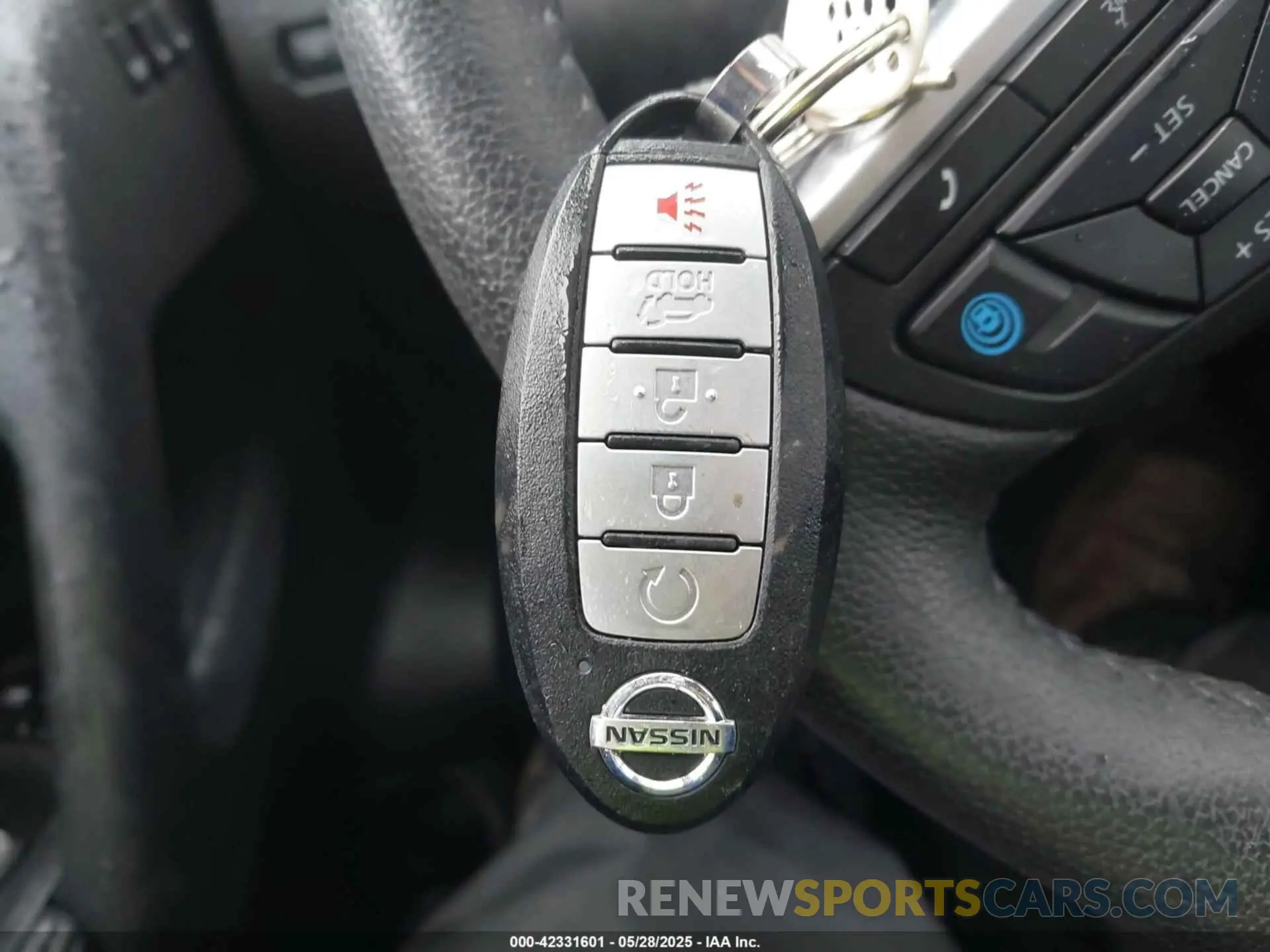 11 Photograph of a damaged car 5N1AT2MV0KC723809 NISSAN ROGUE 2019