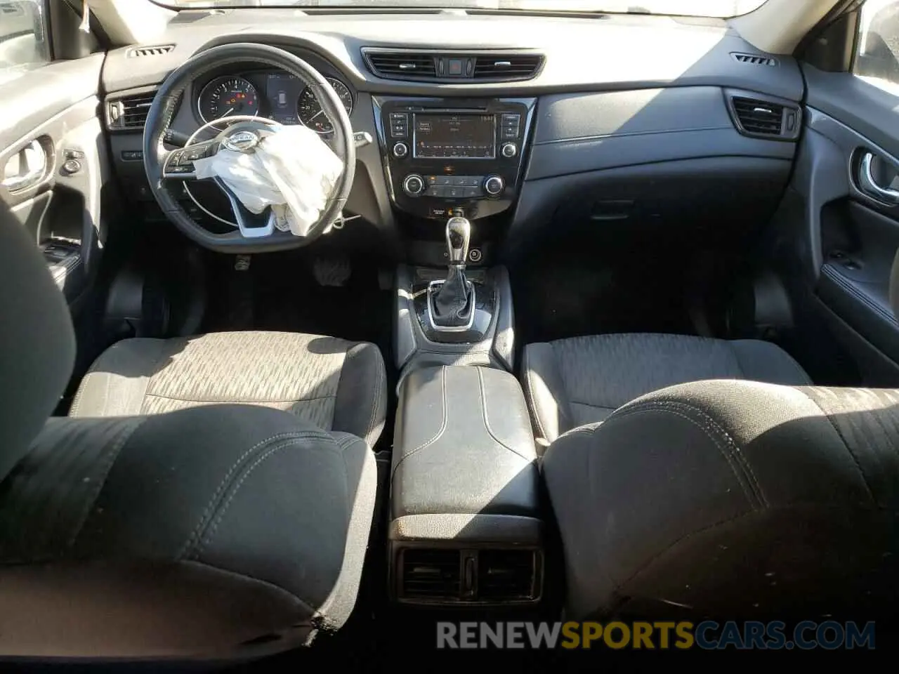 8 Photograph of a damaged car 5N1AT2MV0KC782701 NISSAN ROGUE 2019