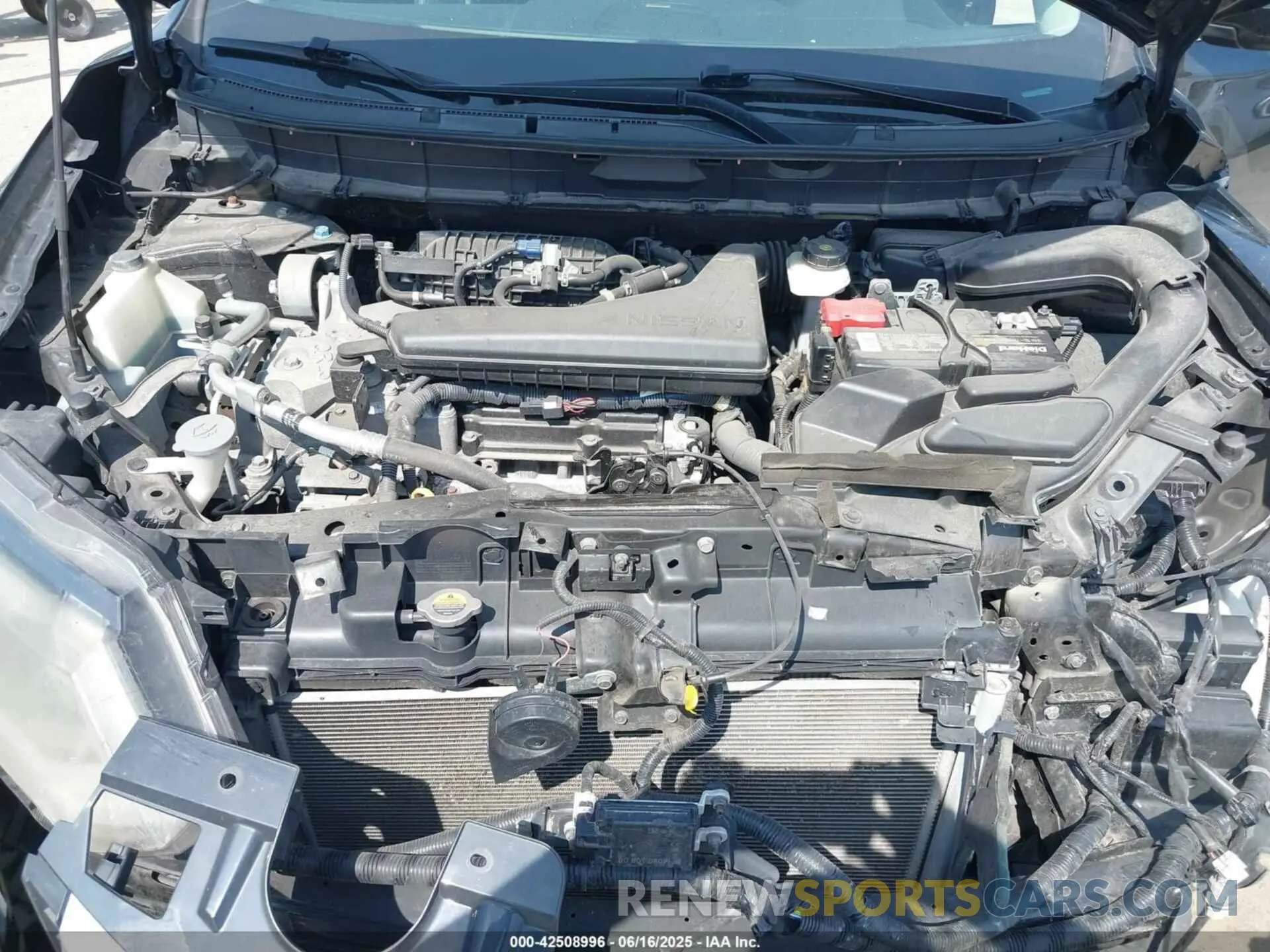 10 Photograph of a damaged car 5N1AT2MV0KC844288 NISSAN ROGUE 2019