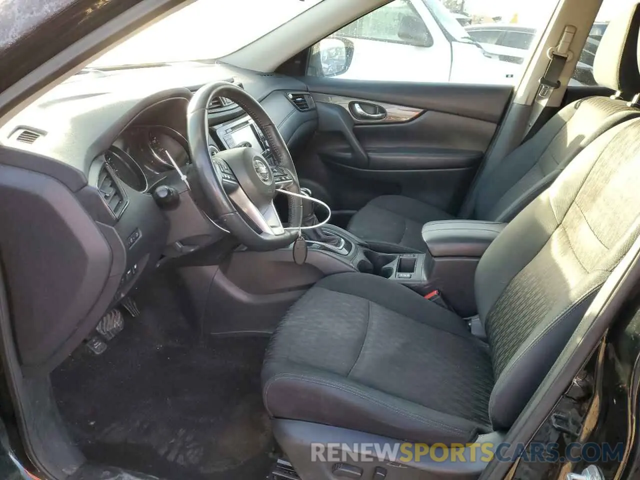 7 Photograph of a damaged car 5N1AT2MV1KC701740 NISSAN ROGUE 2019