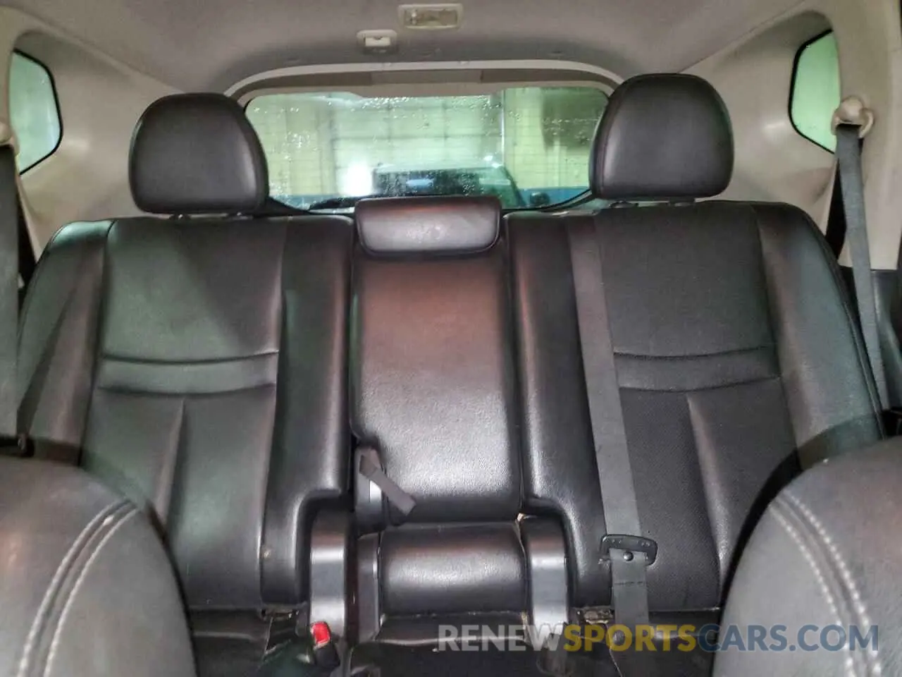 10 Photograph of a damaged car 5N1AT2MV2KC743284 NISSAN ROGUE 2019
