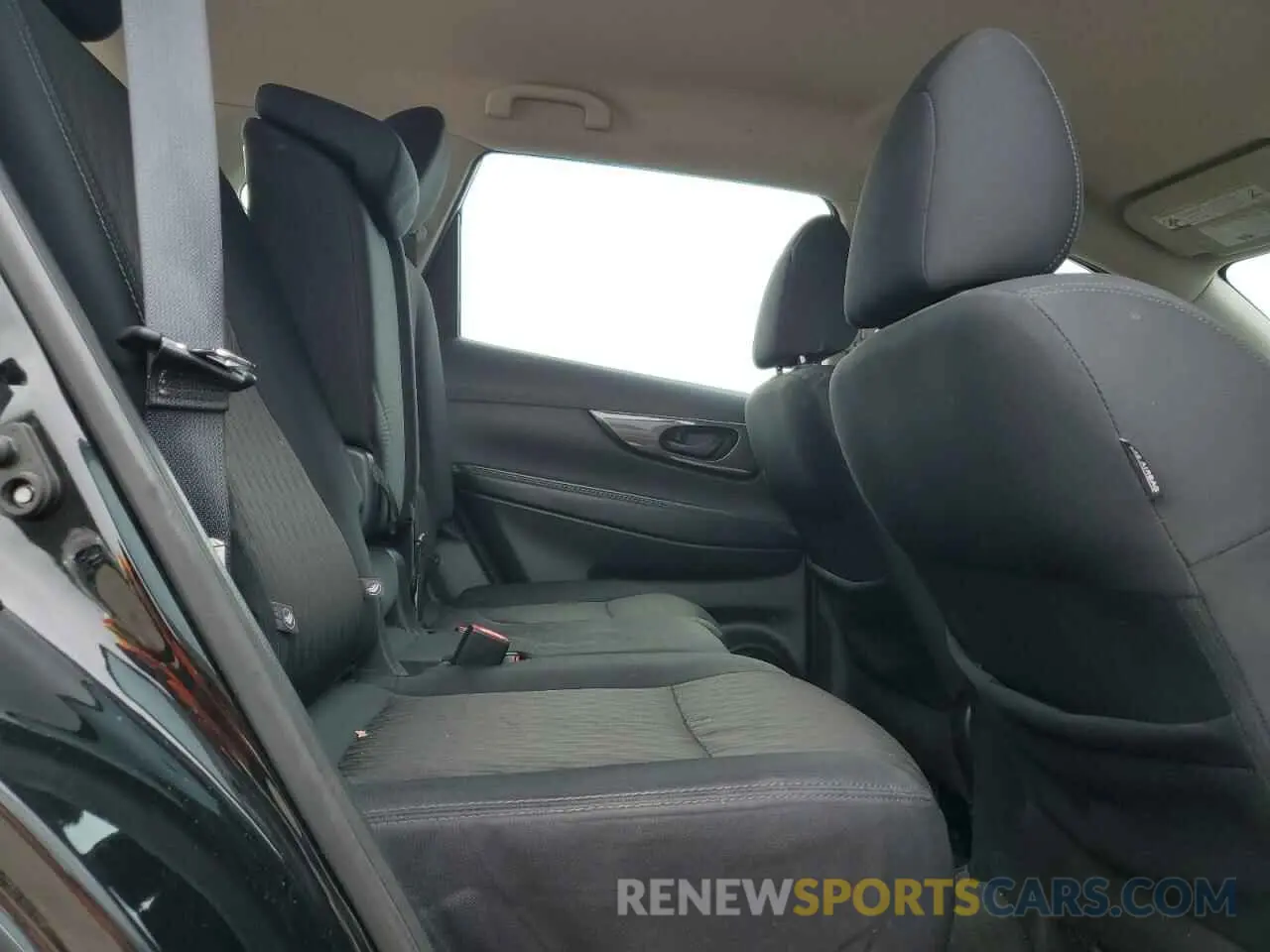11 Photograph of a damaged car 5N1AT2MV2KC745956 NISSAN ROGUE 2019