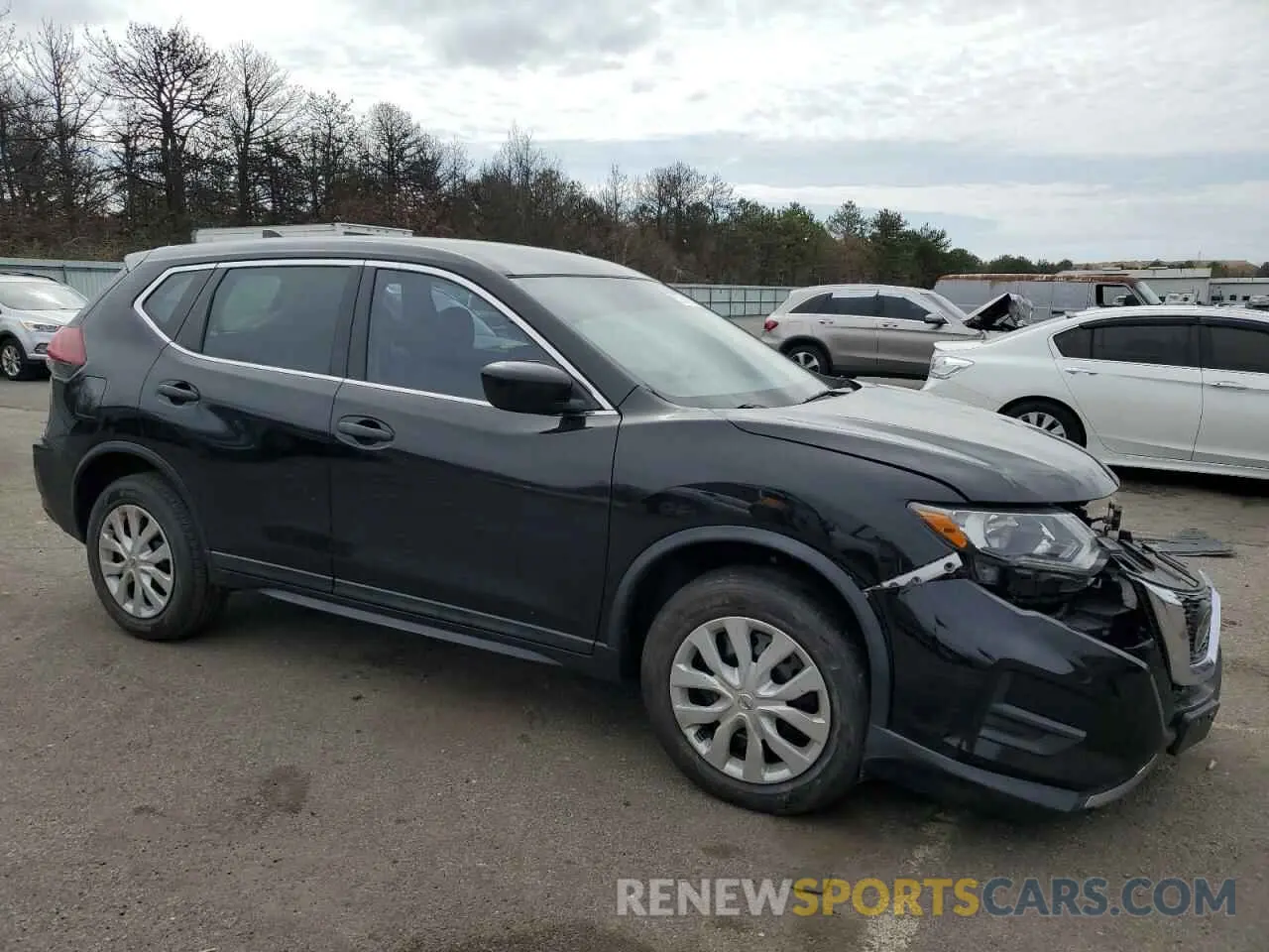 4 Photograph of a damaged car 5N1AT2MV2KC745956 NISSAN ROGUE 2019