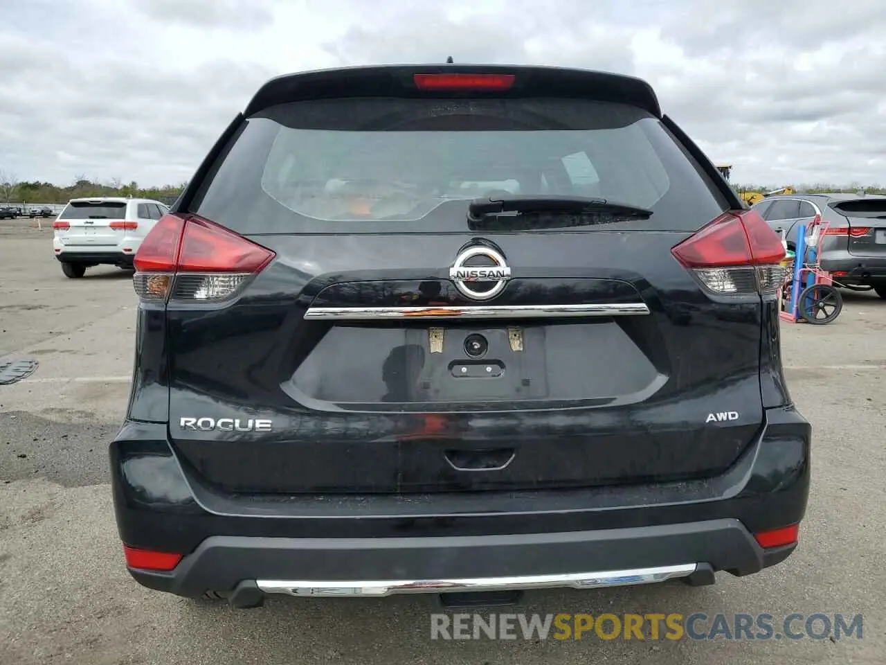 6 Photograph of a damaged car 5N1AT2MV2KC745956 NISSAN ROGUE 2019