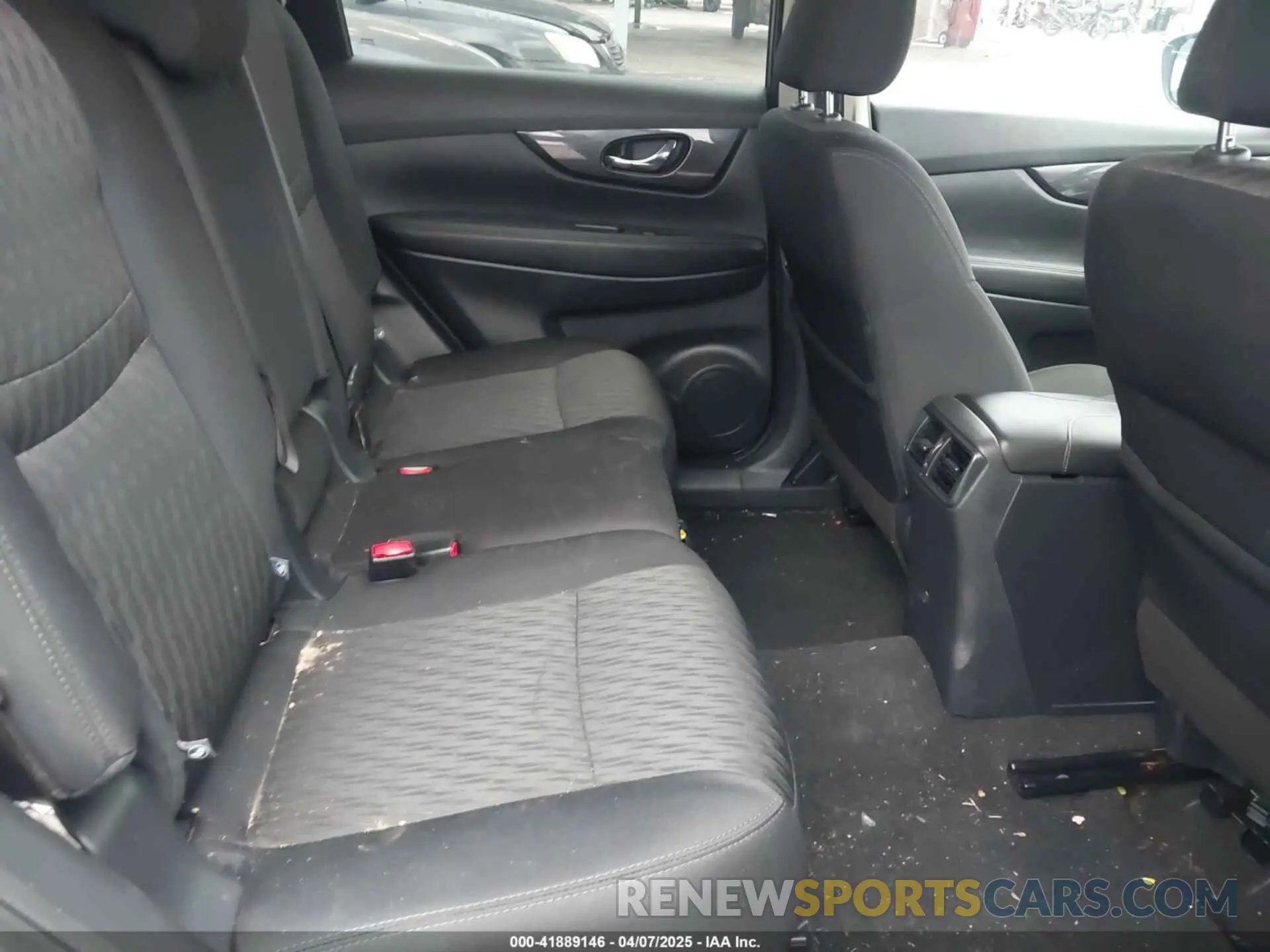 8 Фотография поврежденного автомобиля 5N1AT2MV2KC831901 NISSAN ROGUE 2019