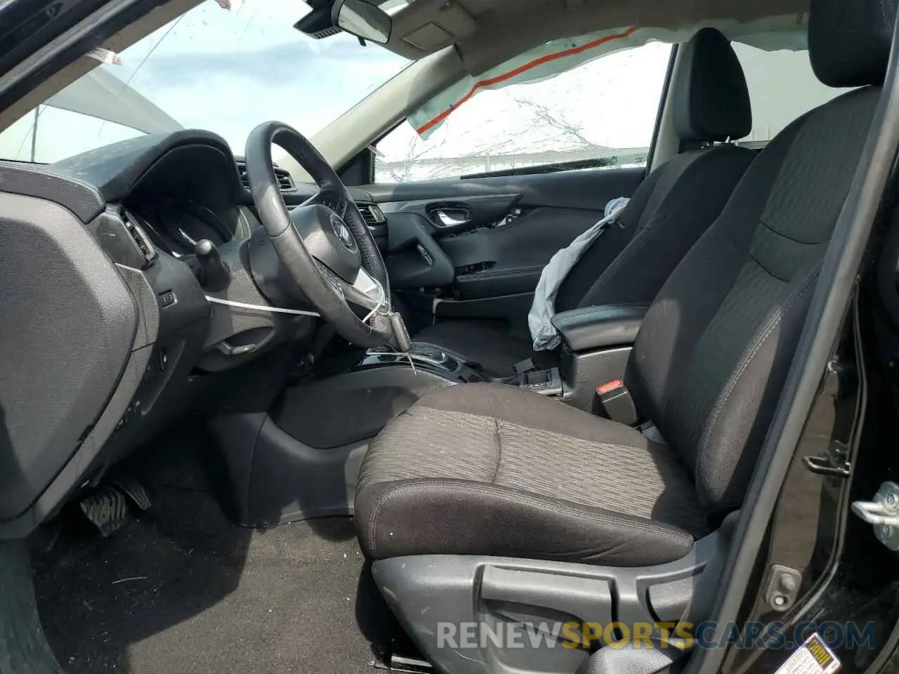 7 Photograph of a damaged car 5N1AT2MV2KC841196 NISSAN ROGUE 2019