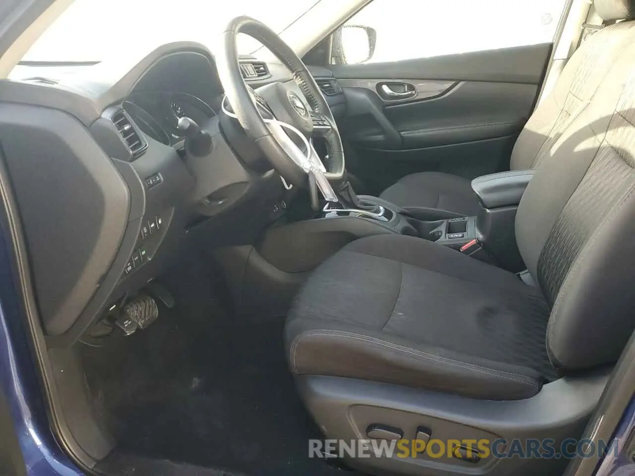 7 Photograph of a damaged car 5N1AT2MV2KC845801 NISSAN ROGUE 2019