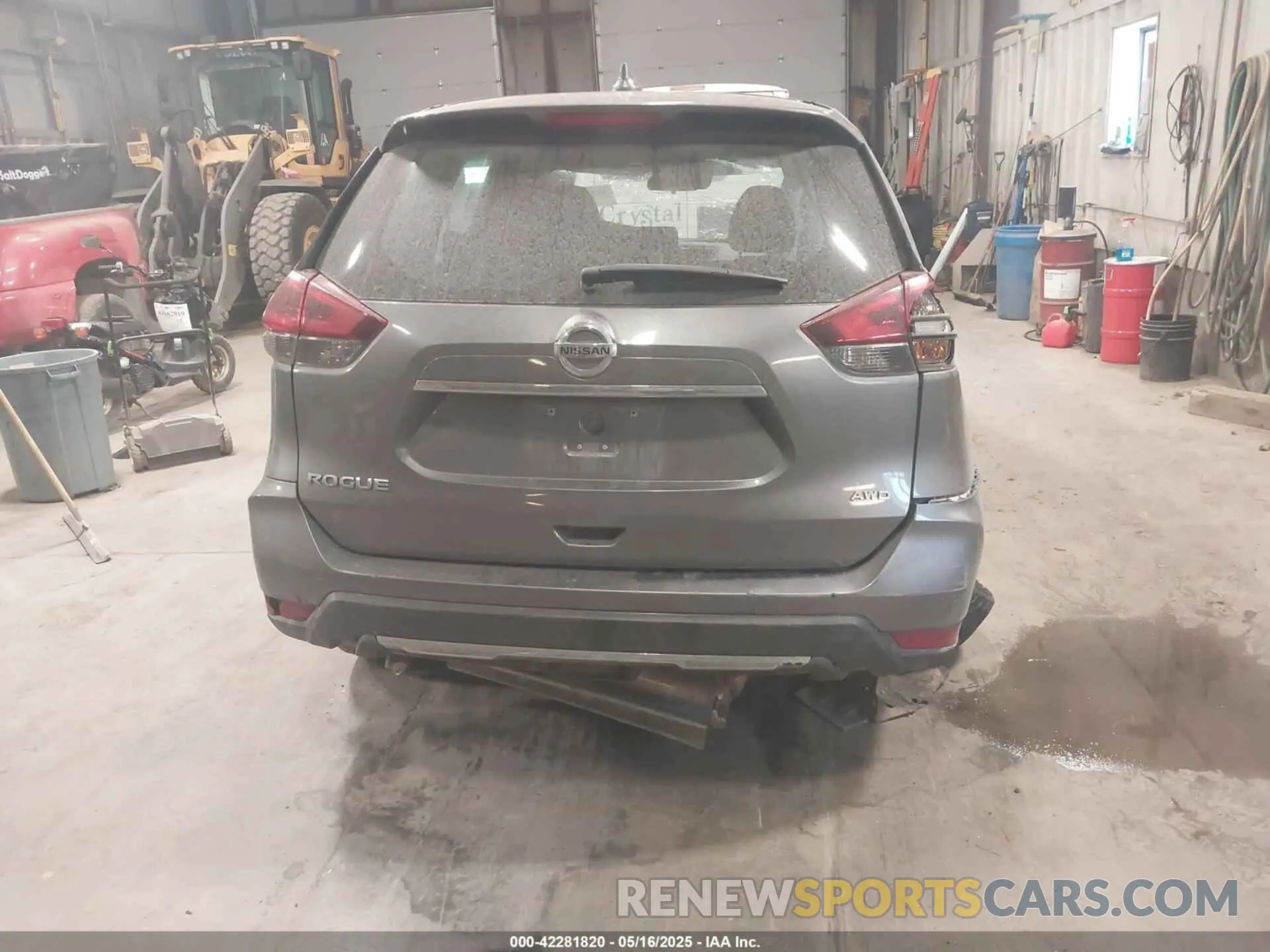 17 Photograph of a damaged car 5N1AT2MV3KC797371 NISSAN ROGUE 2019