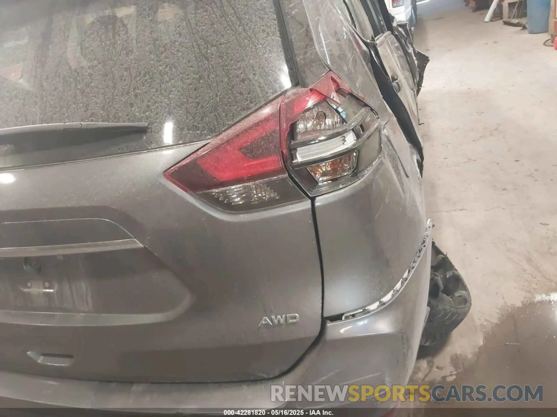22 Photograph of a damaged car 5N1AT2MV3KC797371 NISSAN ROGUE 2019