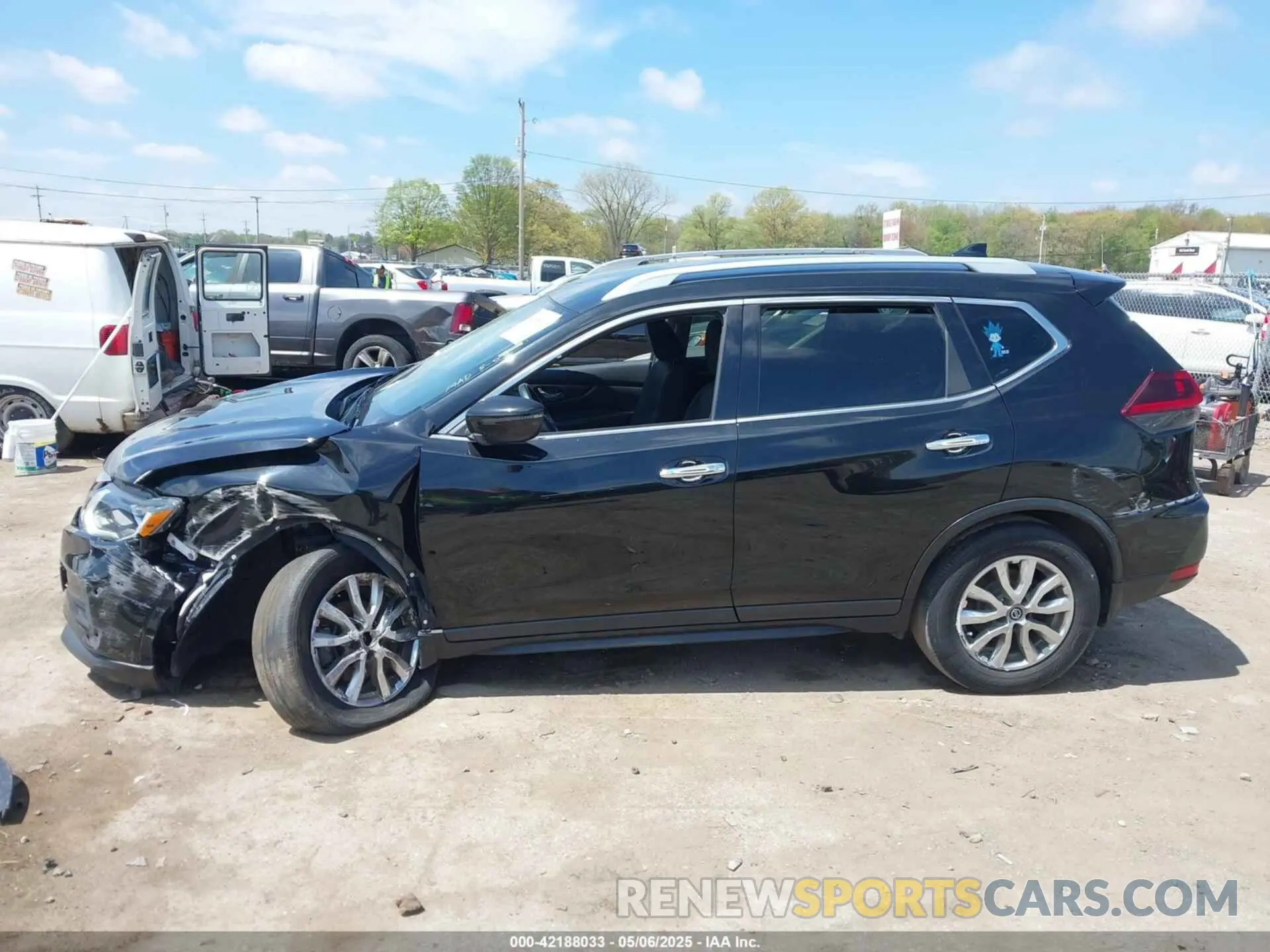 15 Photograph of a damaged car 5N1AT2MV3KC805467 NISSAN ROGUE 2019