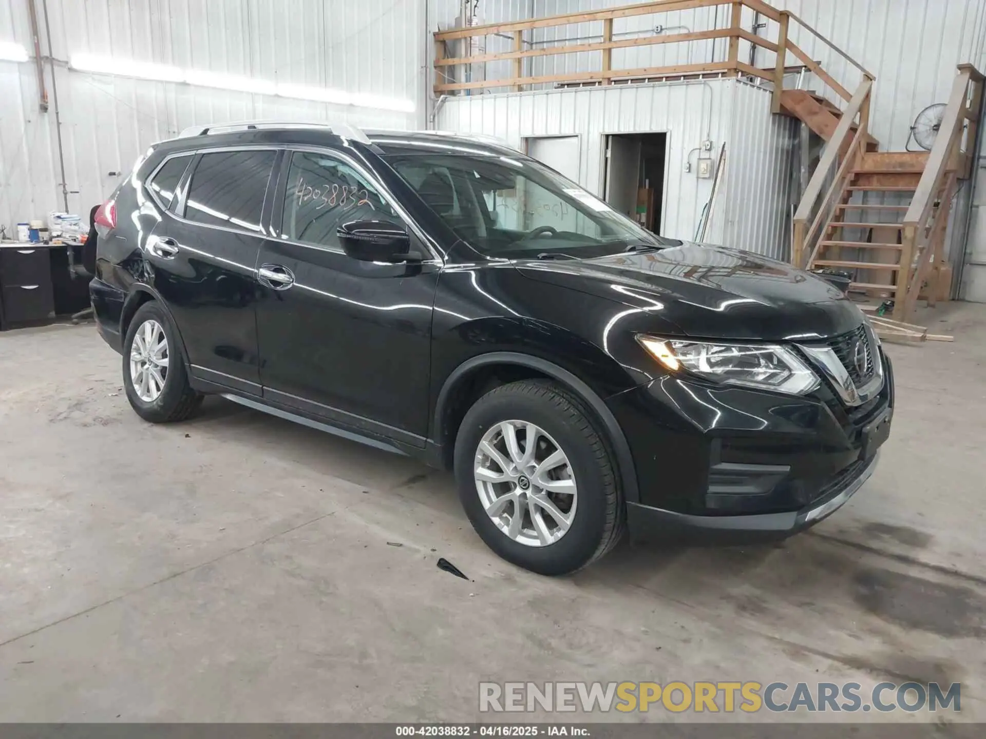 1 Photograph of a damaged car 5N1AT2MV3KC817862 NISSAN ROGUE 2019