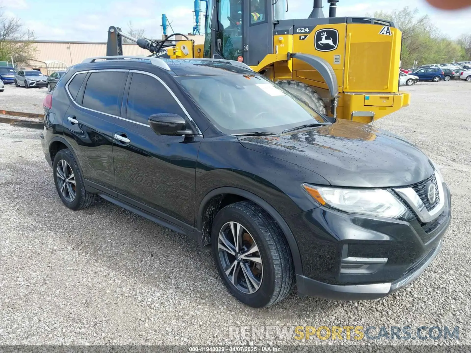 1 Photograph of a damaged car 5N1AT2MV3KC829543 NISSAN ROGUE 2019