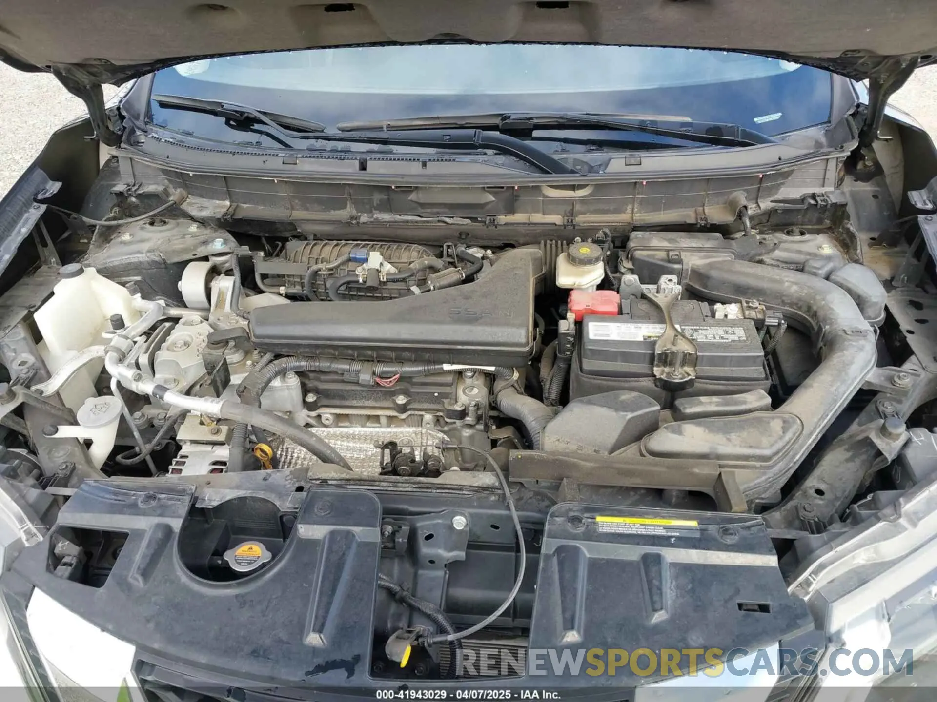 10 Photograph of a damaged car 5N1AT2MV3KC829543 NISSAN ROGUE 2019