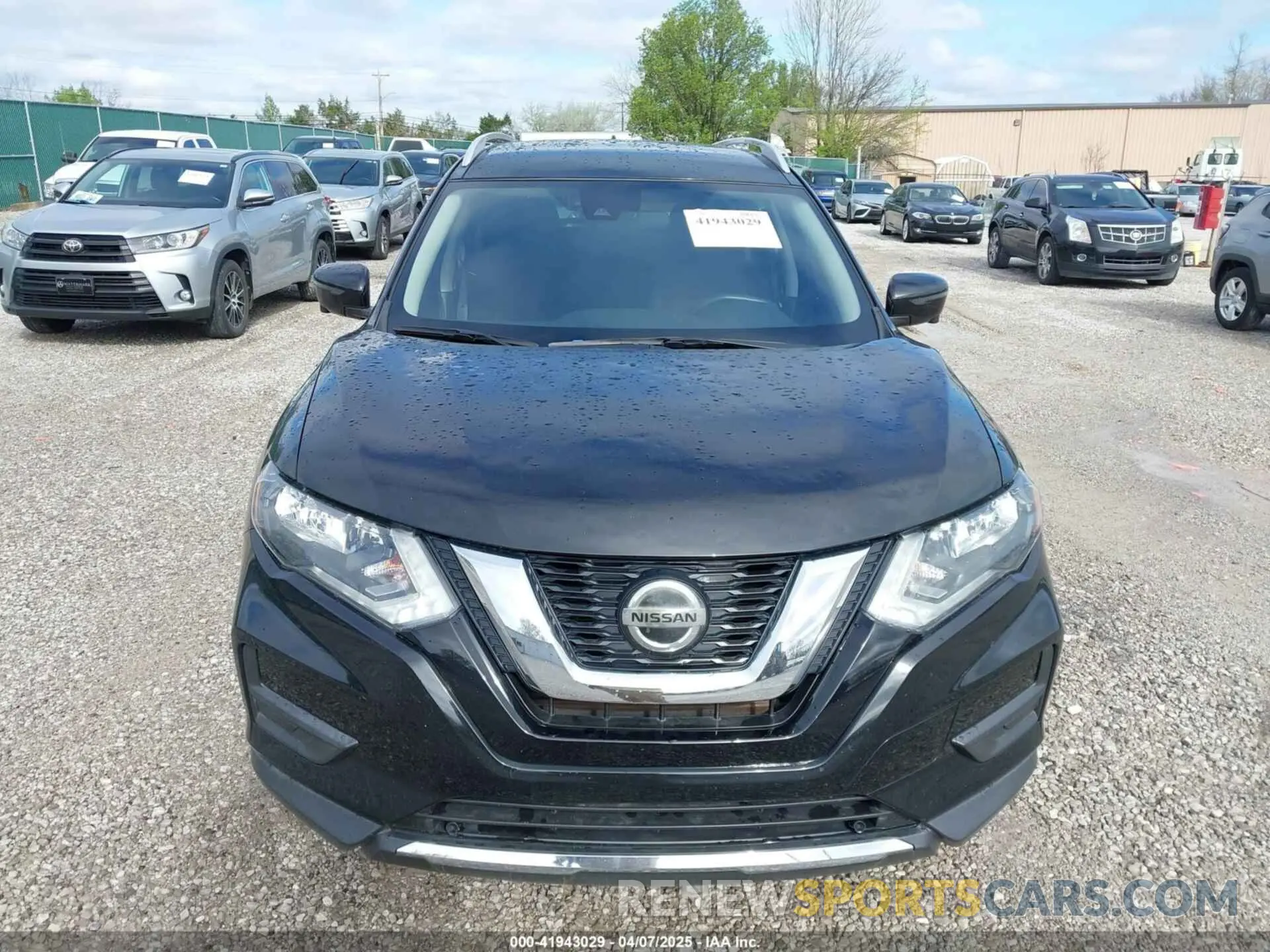 12 Photograph of a damaged car 5N1AT2MV3KC829543 NISSAN ROGUE 2019