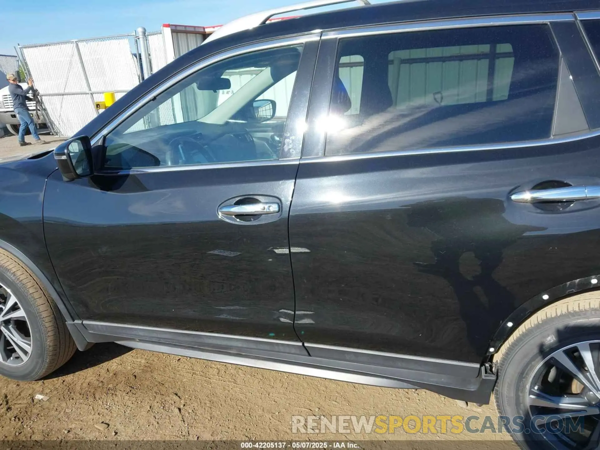 15 Фотография поврежденного автомобиля 5N1AT2MV3KC840638 NISSAN ROGUE 2019